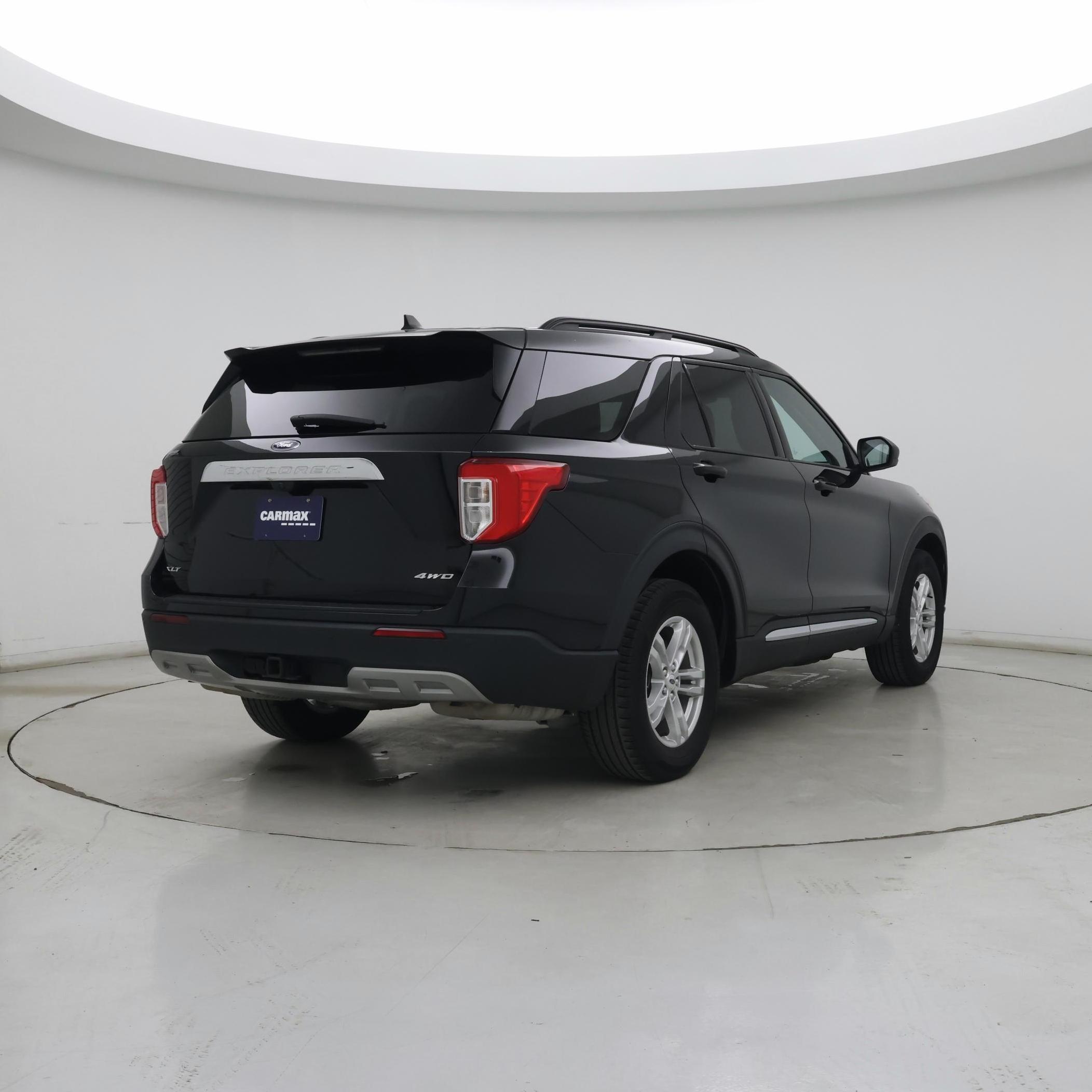 Thumbnail: 2023 Ford Explorer - 8