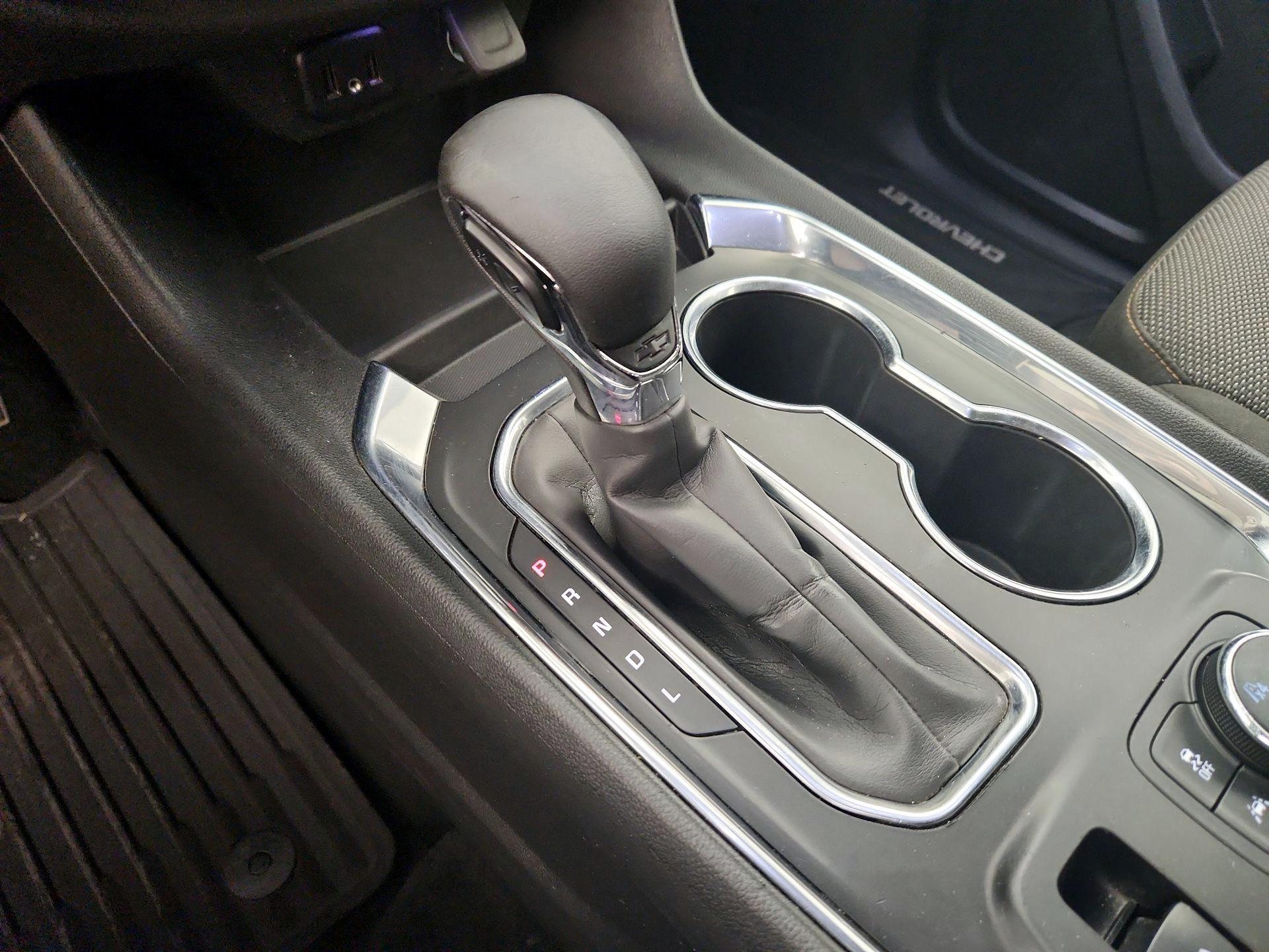 Thumbnail: 2021 Chevrolet Traverse - 17