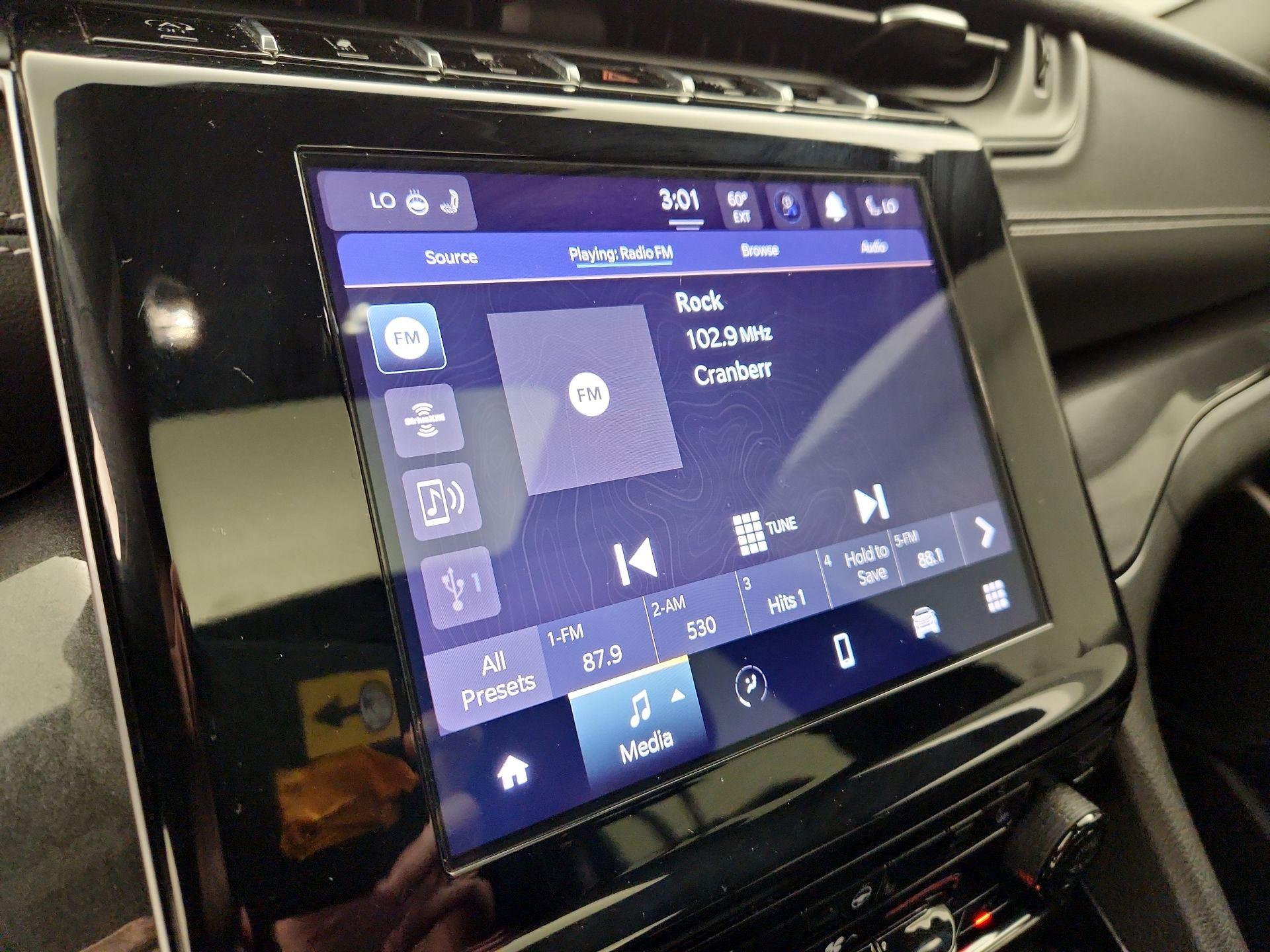 Thumbnail: 2022 Jeep Grand Cherokee - 15