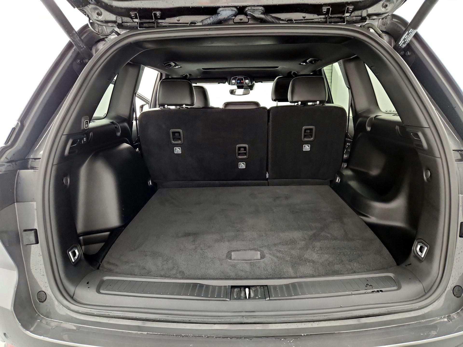 Thumbnail: 2022 Jeep Grand Cherokee - 20