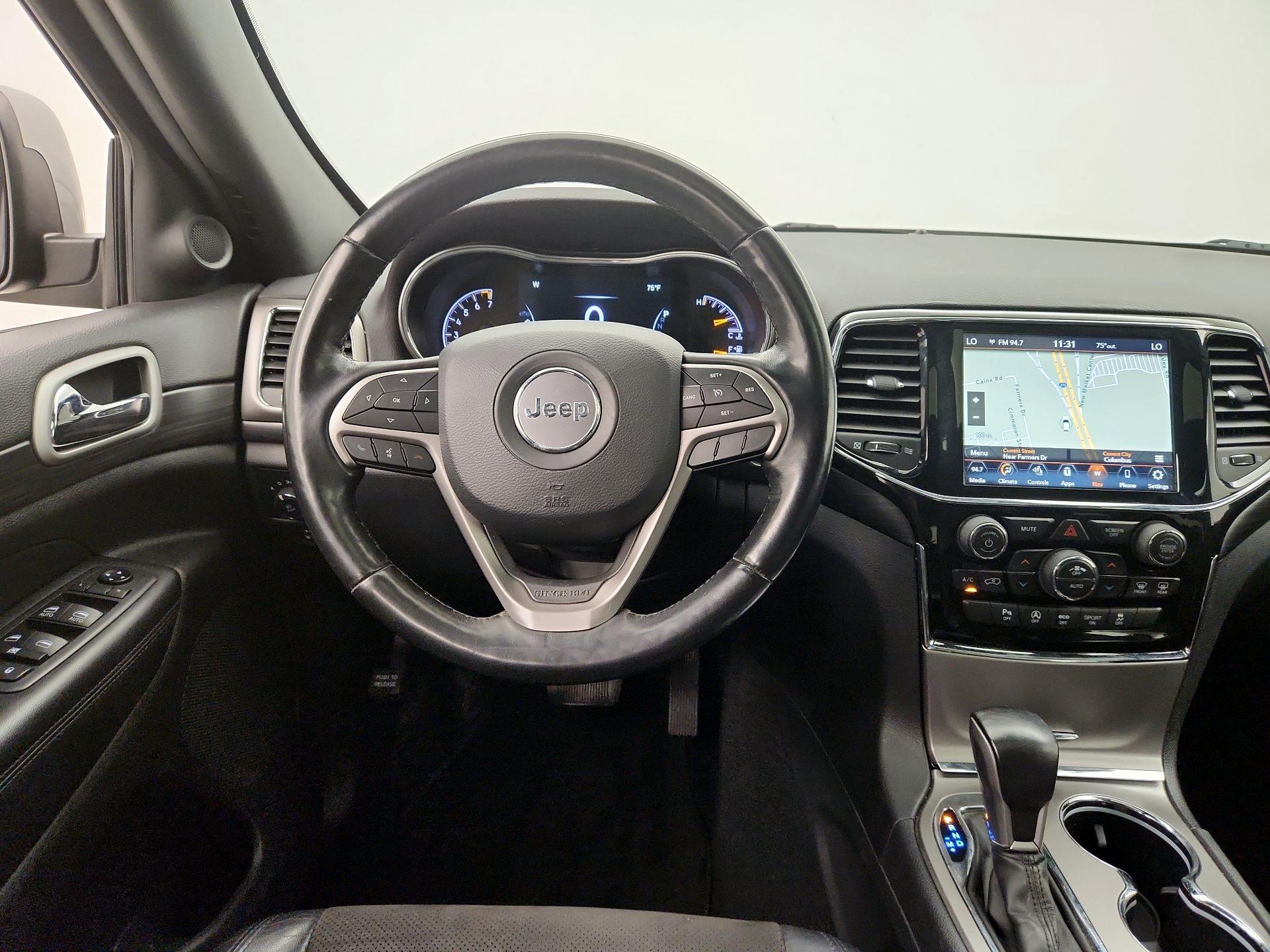 Thumbnail: 2020 Jeep Grand Cherokee - 10