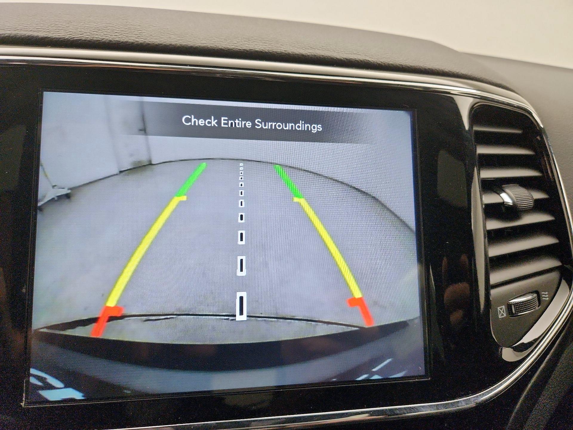 Thumbnail: 2020 Jeep Grand Cherokee - 15