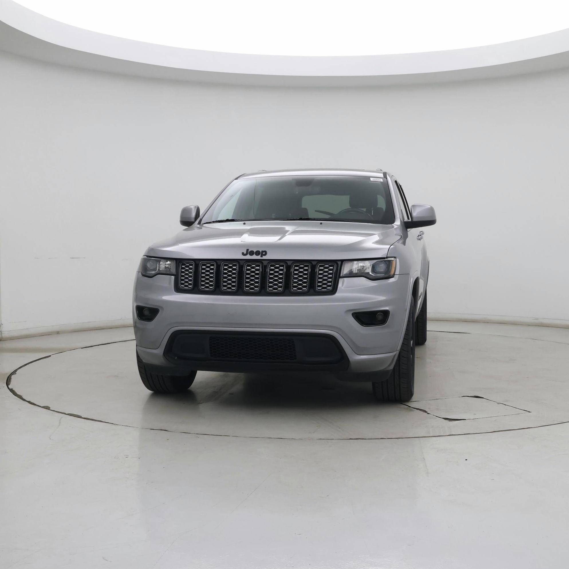 Thumbnail: 2020 Jeep Grand Cherokee - 7
