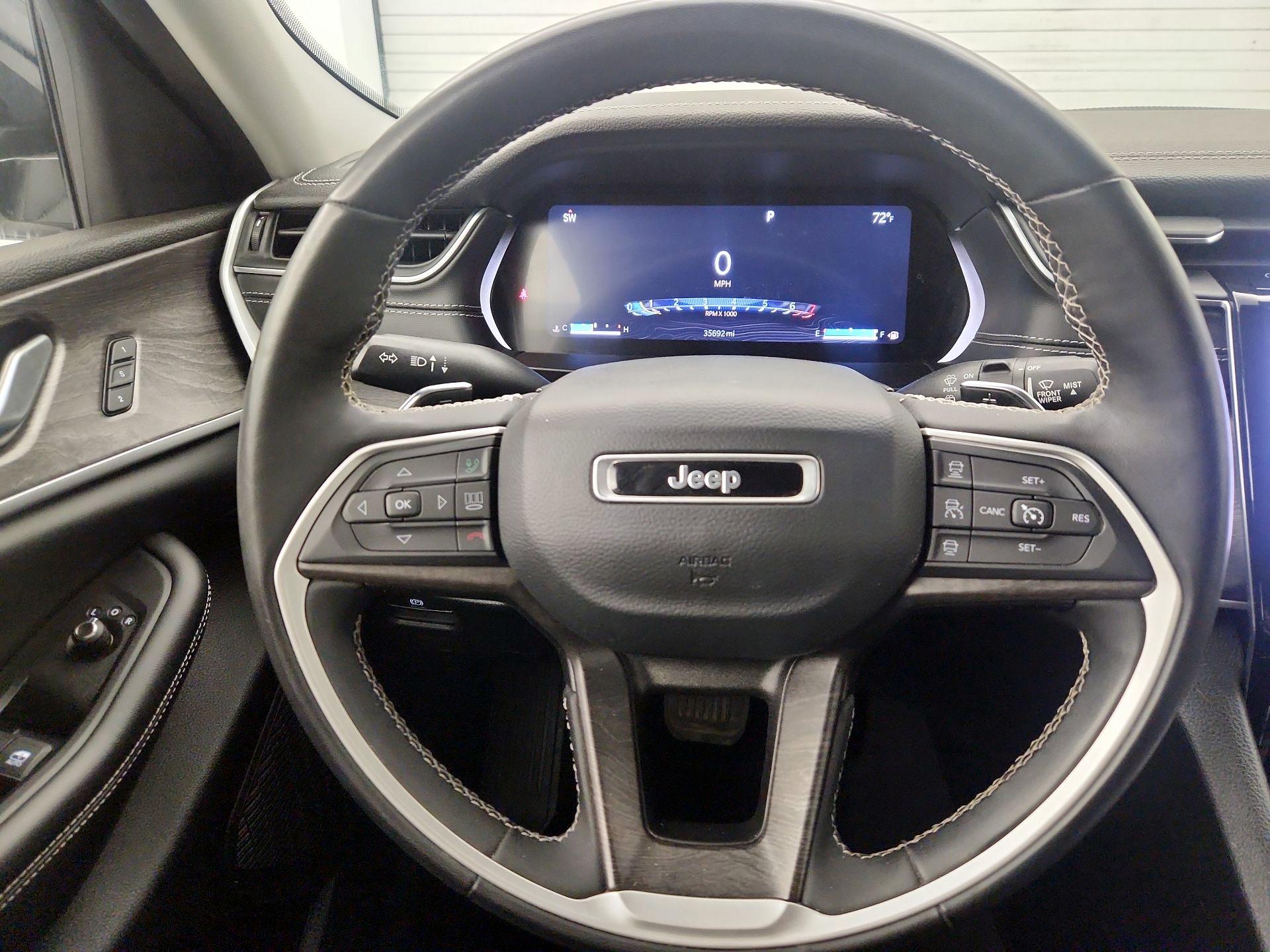 Thumbnail: 2023 Jeep Grand Cherokee L - 10