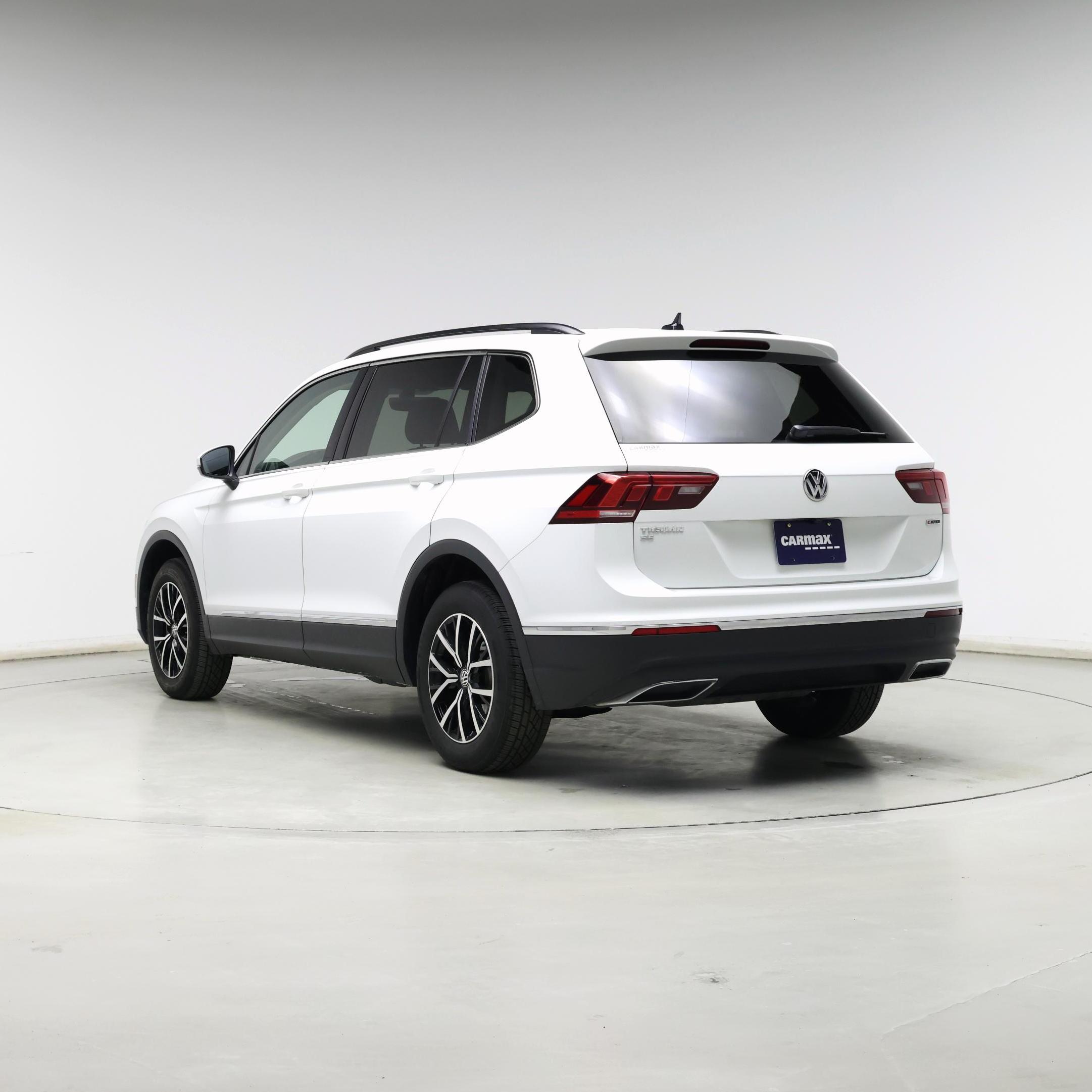 Thumbnail: 2021 Volkswagen Tiguan - 2