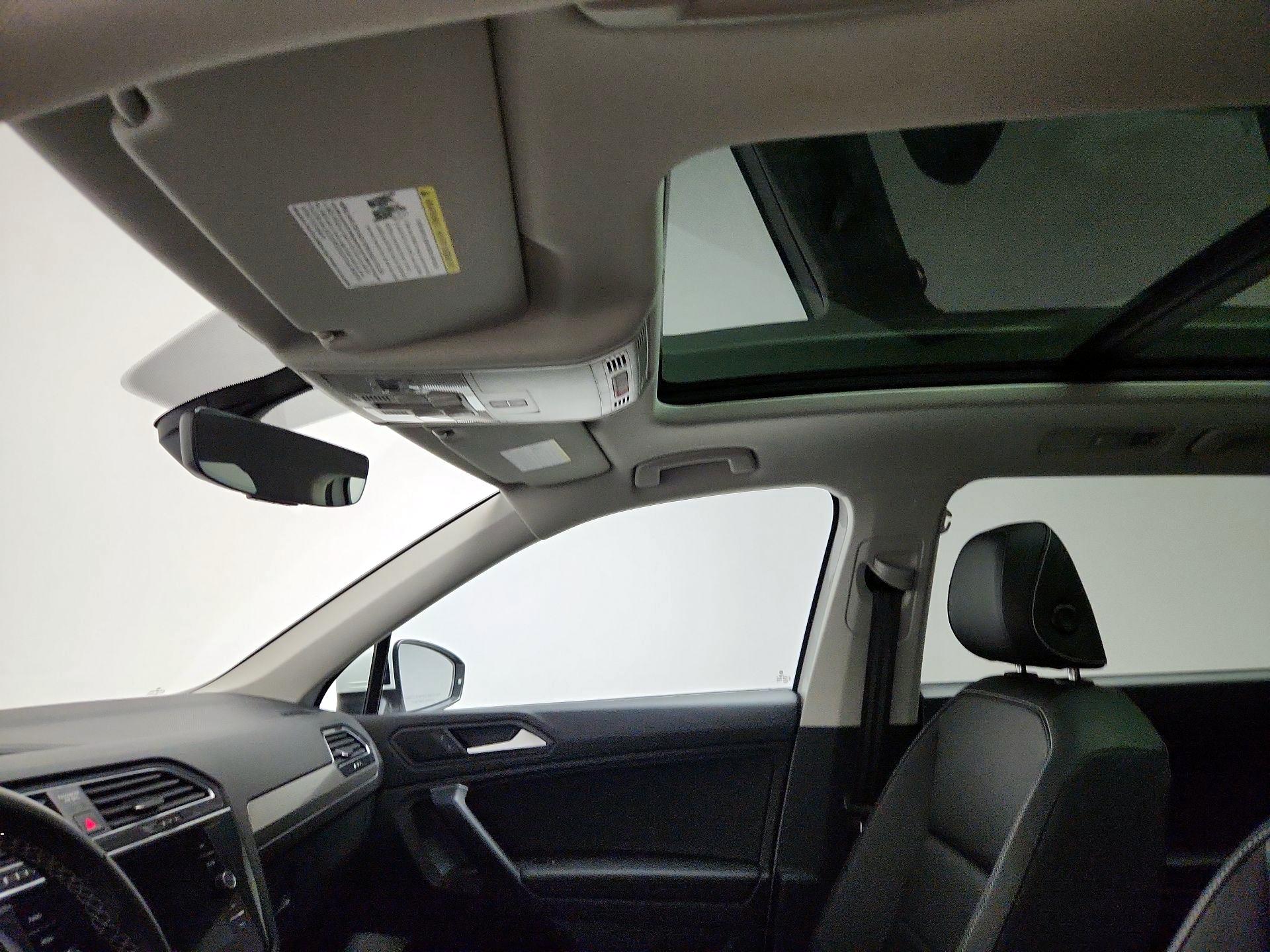 Thumbnail: 2021 Volkswagen Tiguan - 19