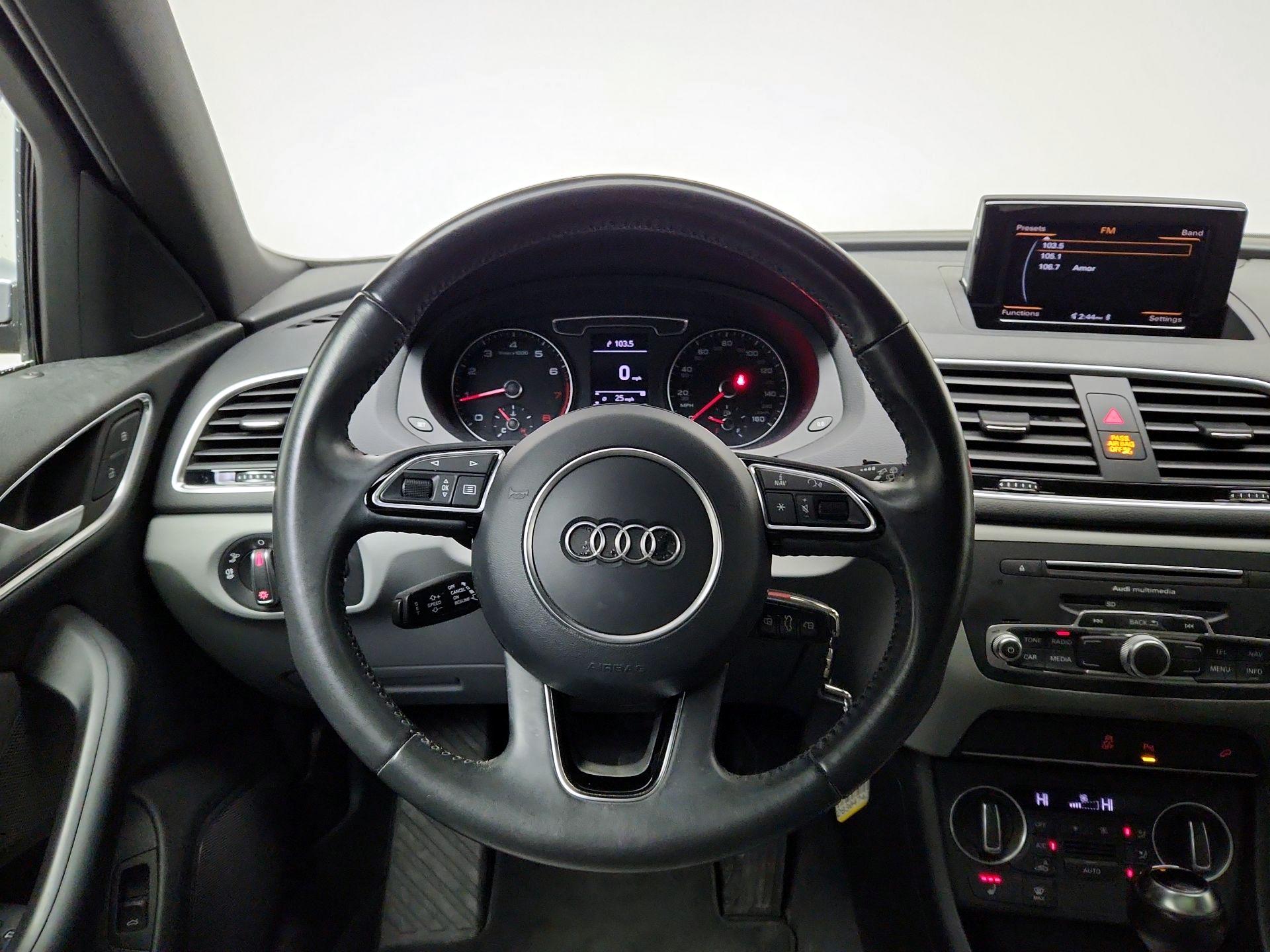 Thumbnail: 2018 Audi Q3 - 10