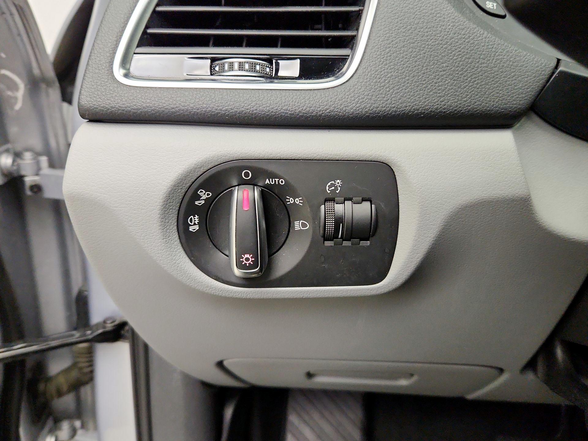 Thumbnail: 2018 Audi Q3 - 13