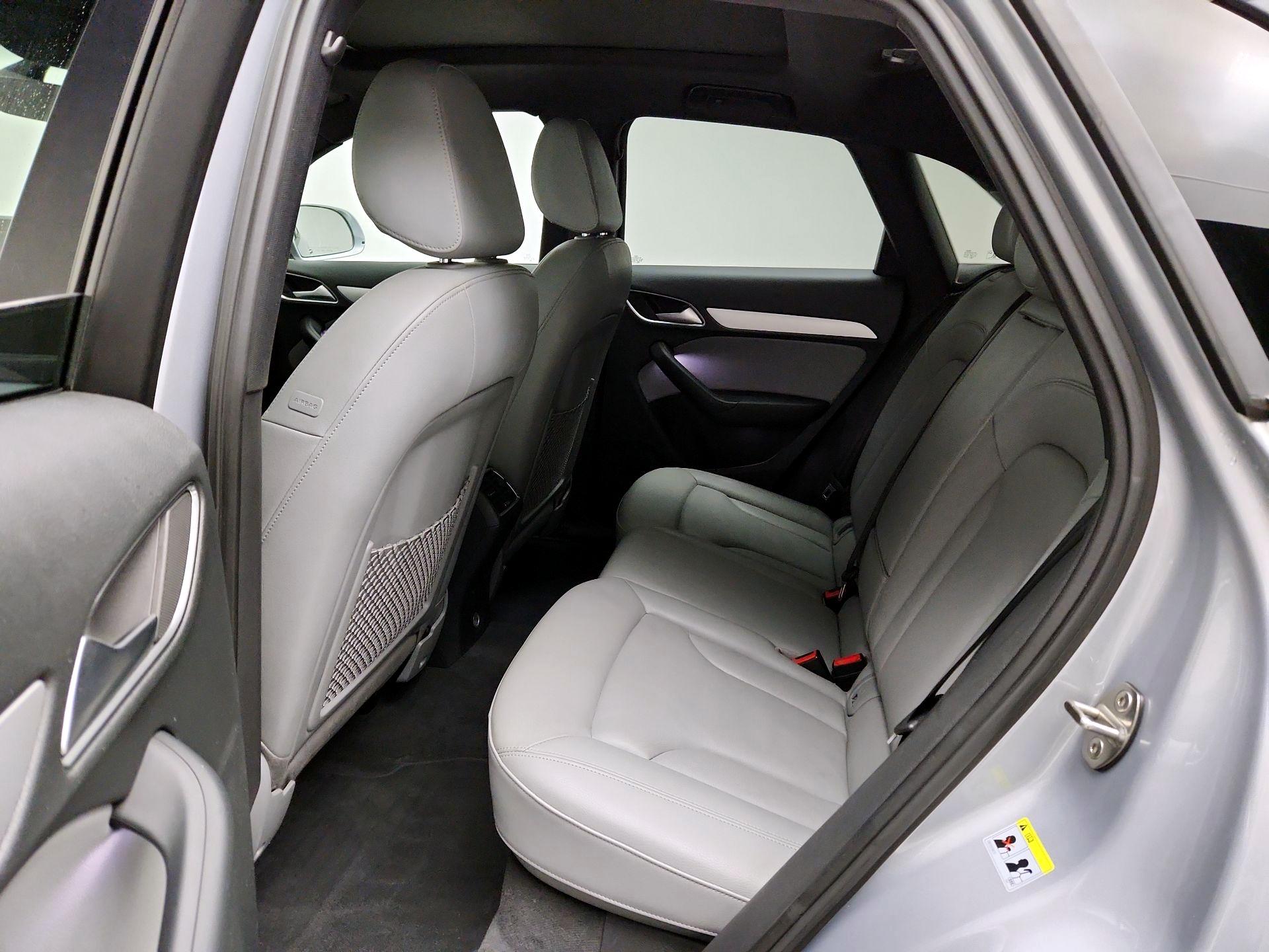 Thumbnail: 2018 Audi Q3 - 19