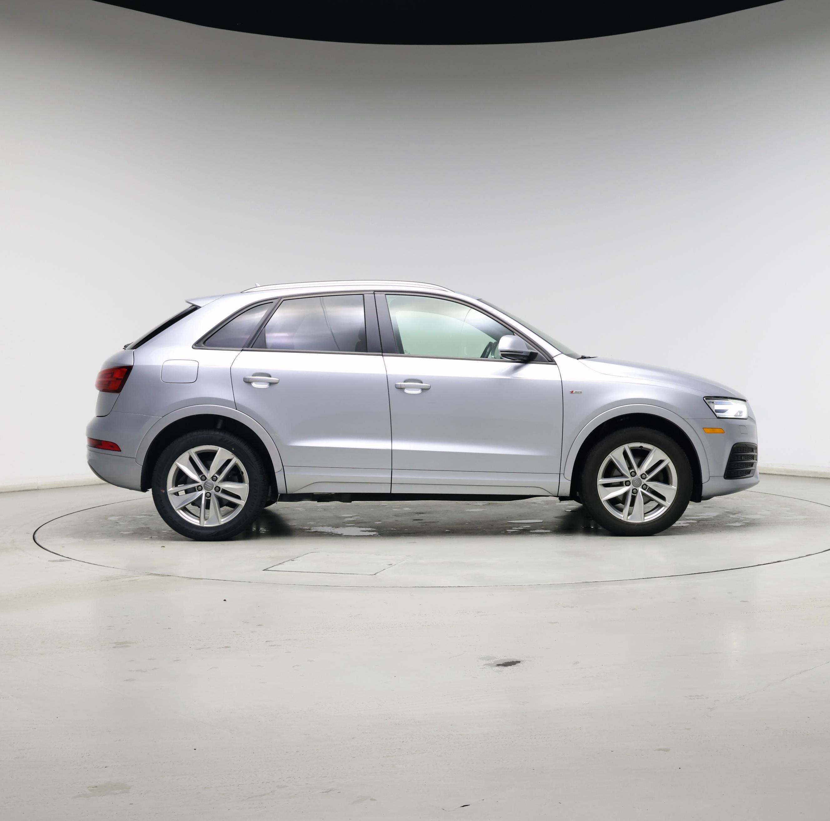 Thumbnail: 2018 Audi Q3 - 7