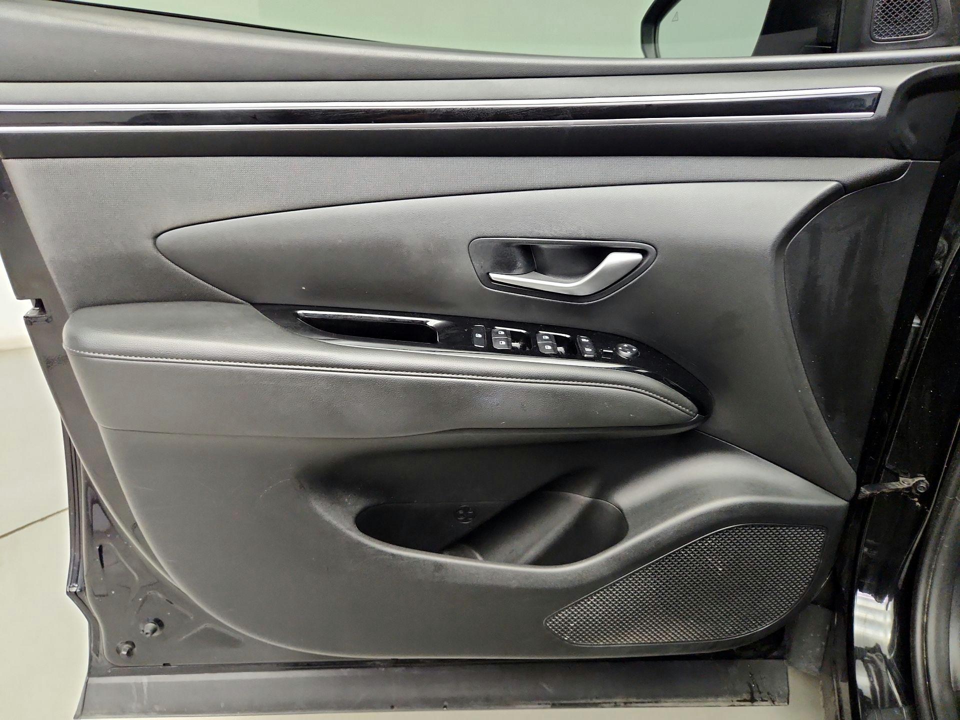 Thumbnail: 2022 Hyundai Tucson - 12