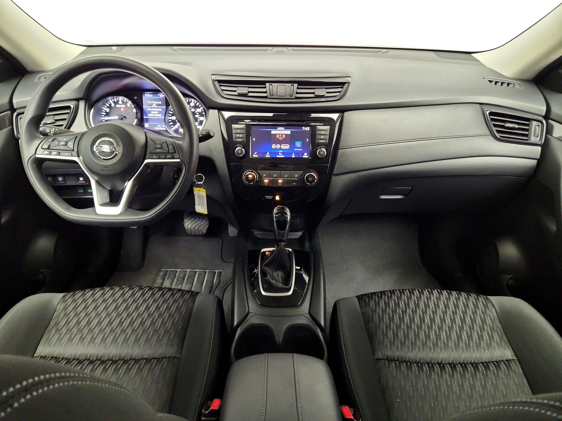 Thumbnail: 2020 Nissan Rogue - 9