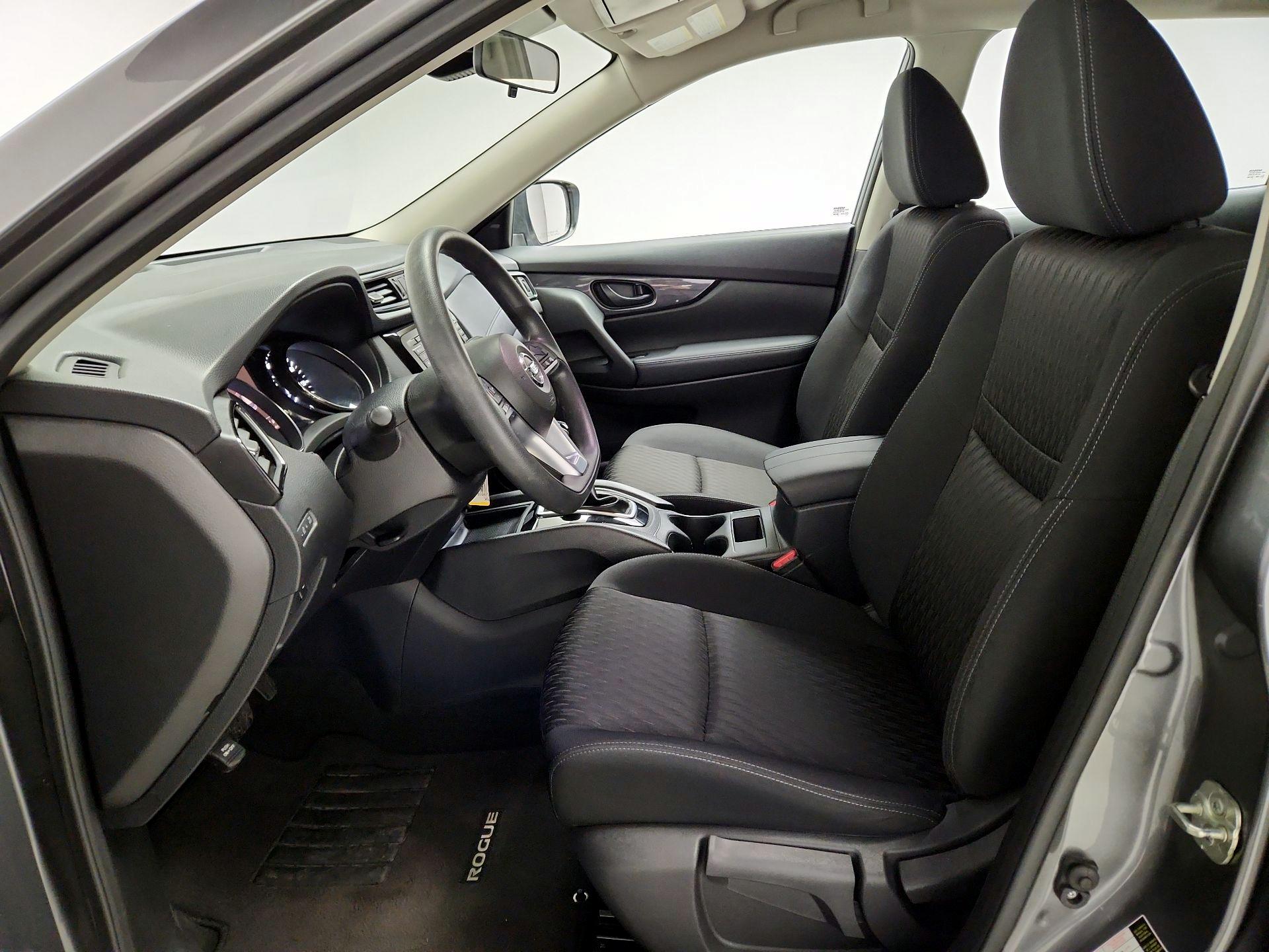 Thumbnail: 2020 Nissan Rogue - 11