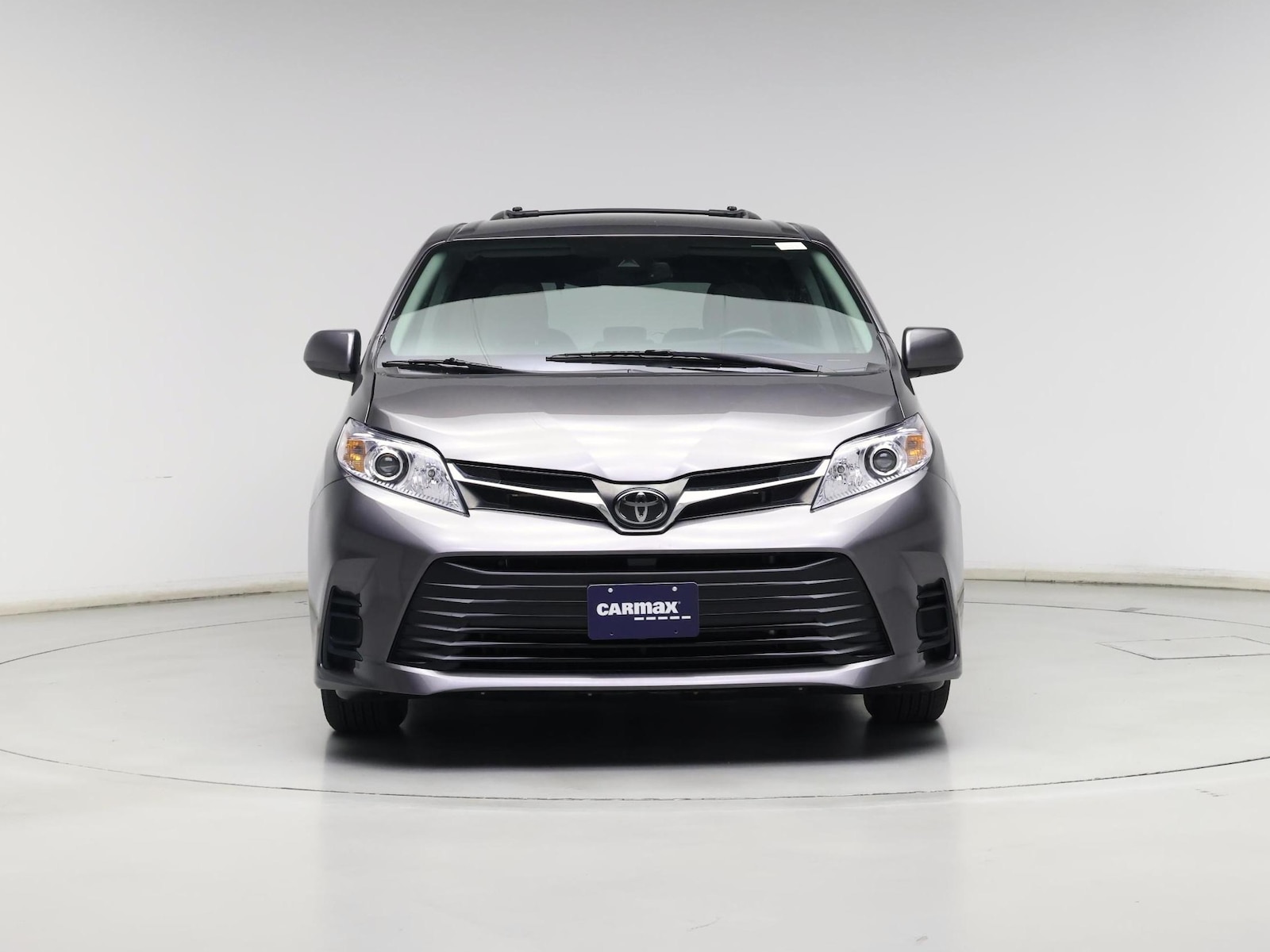 2020 Toyota Sienna LE - Photo 6