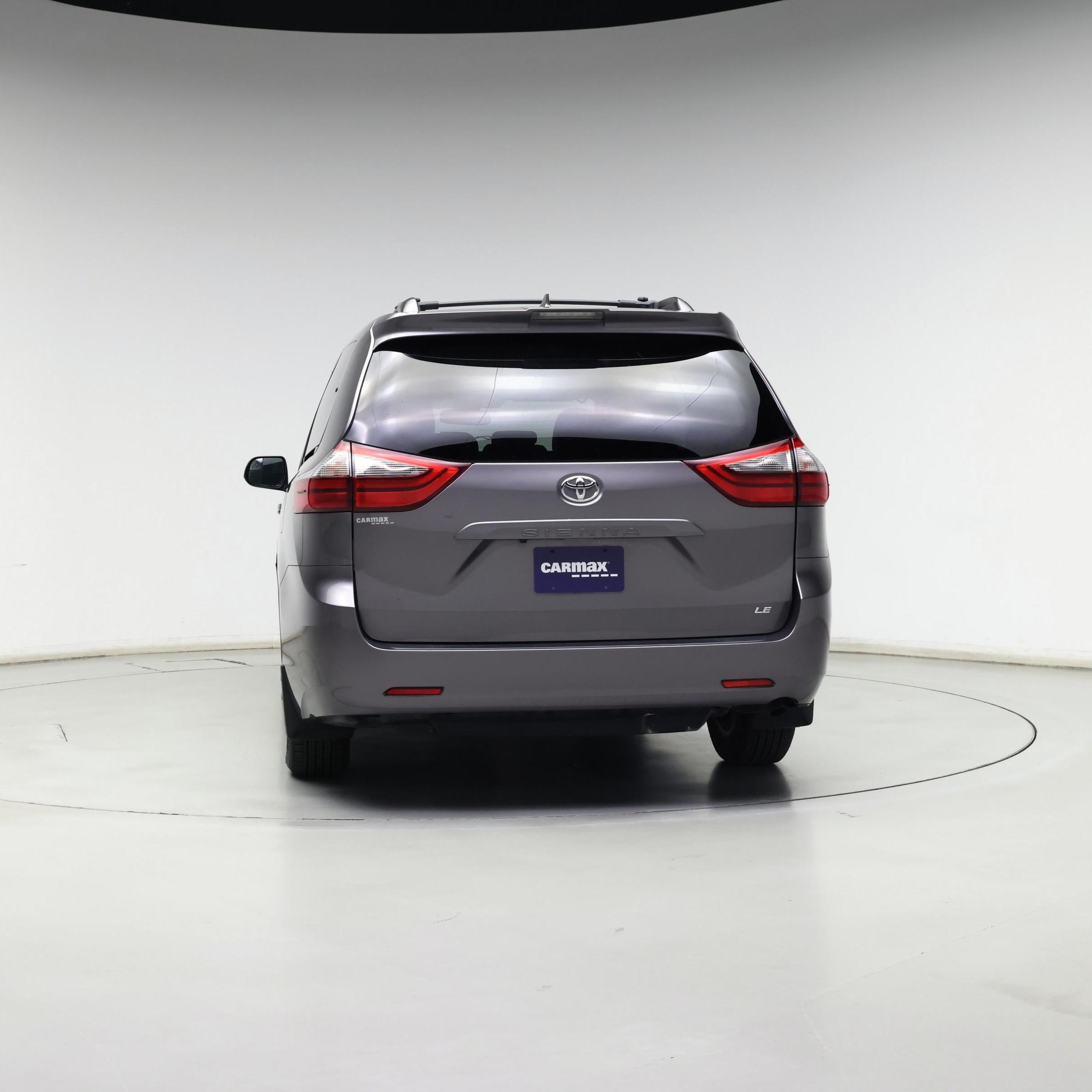Thumbnail: 2020 Toyota Sienna - 6