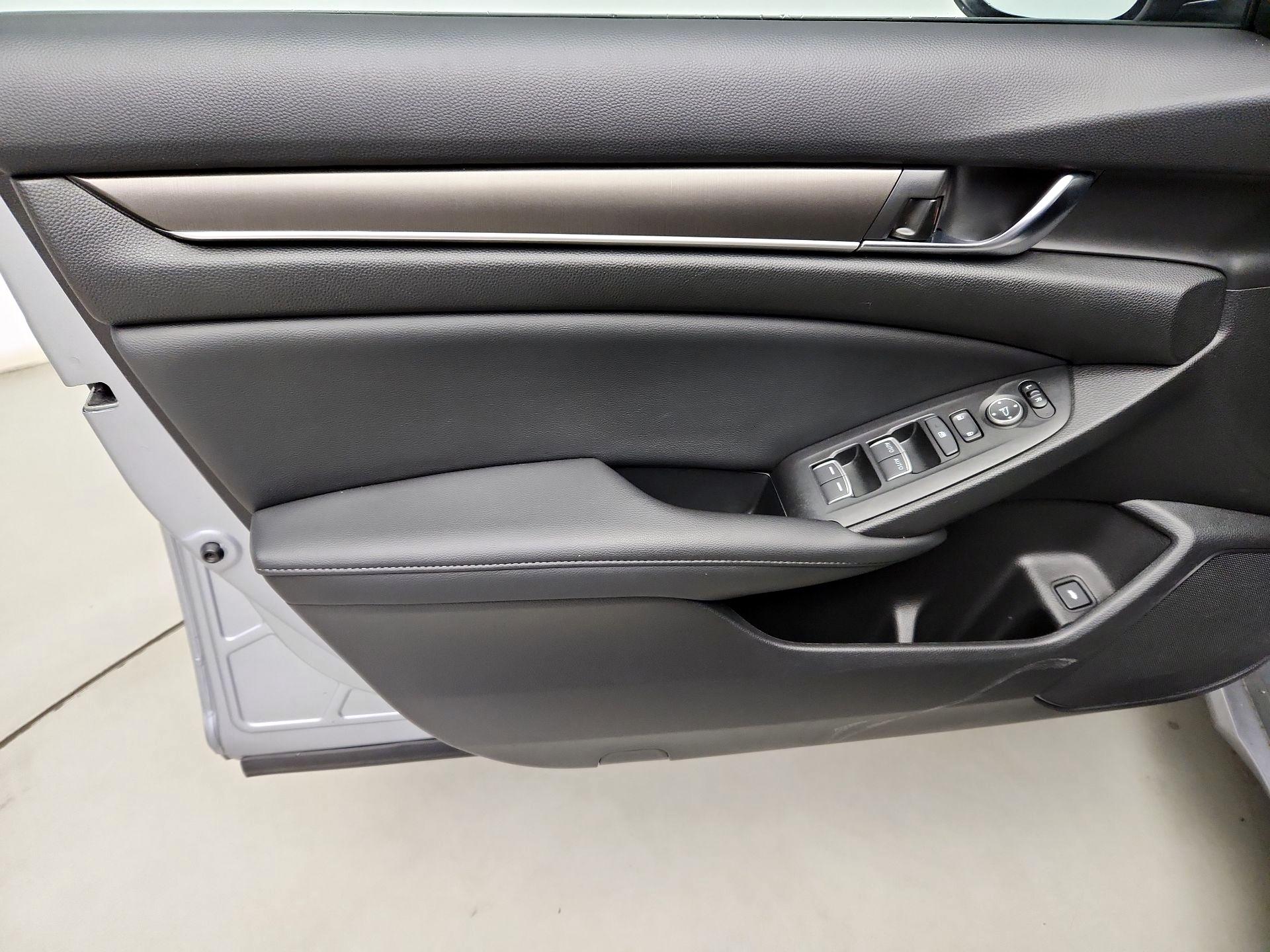 Thumbnail: 2021 Honda Accord - 12