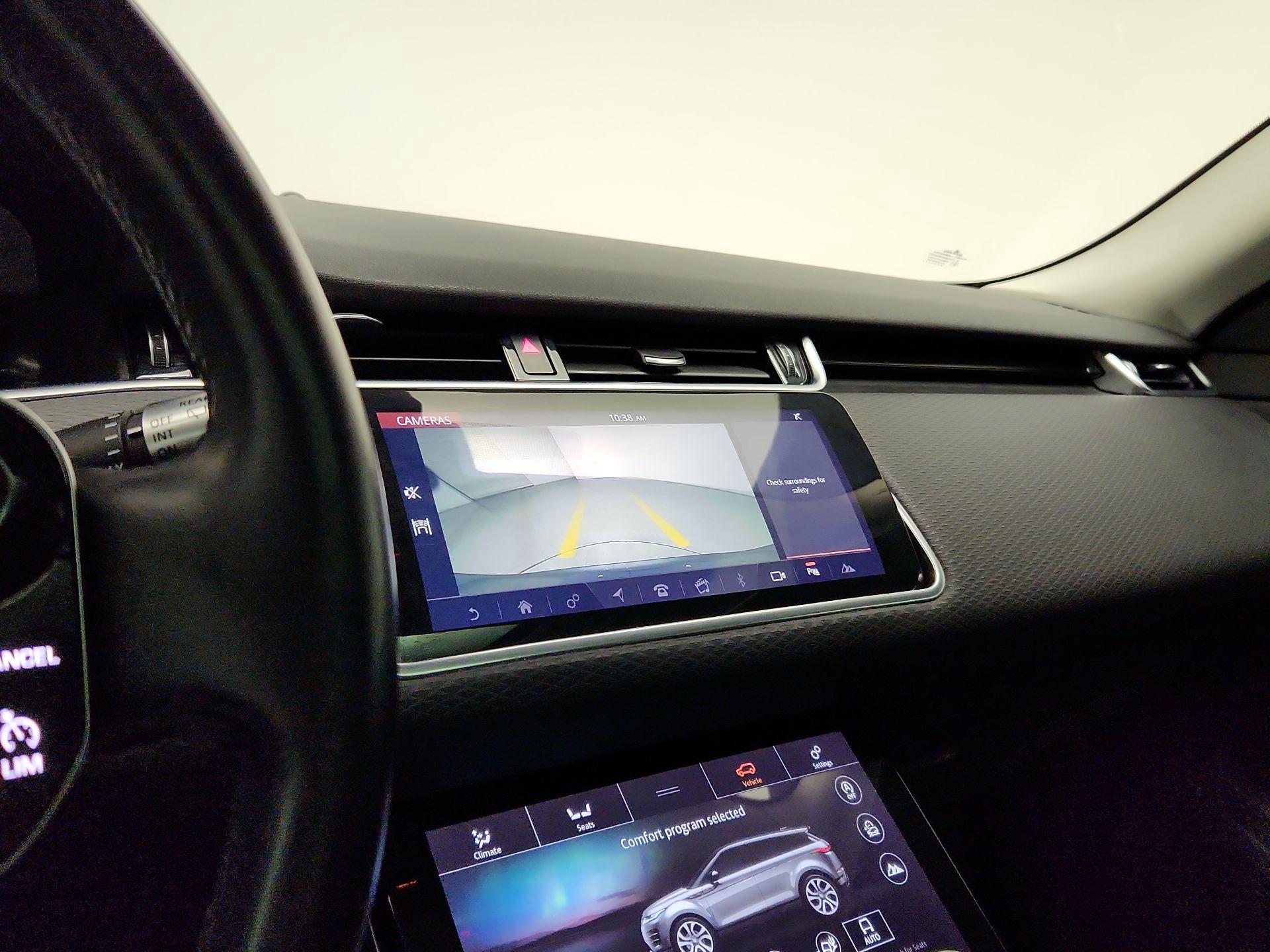 Thumbnail: 2020 Land Rover Range Rover Evoque - 15