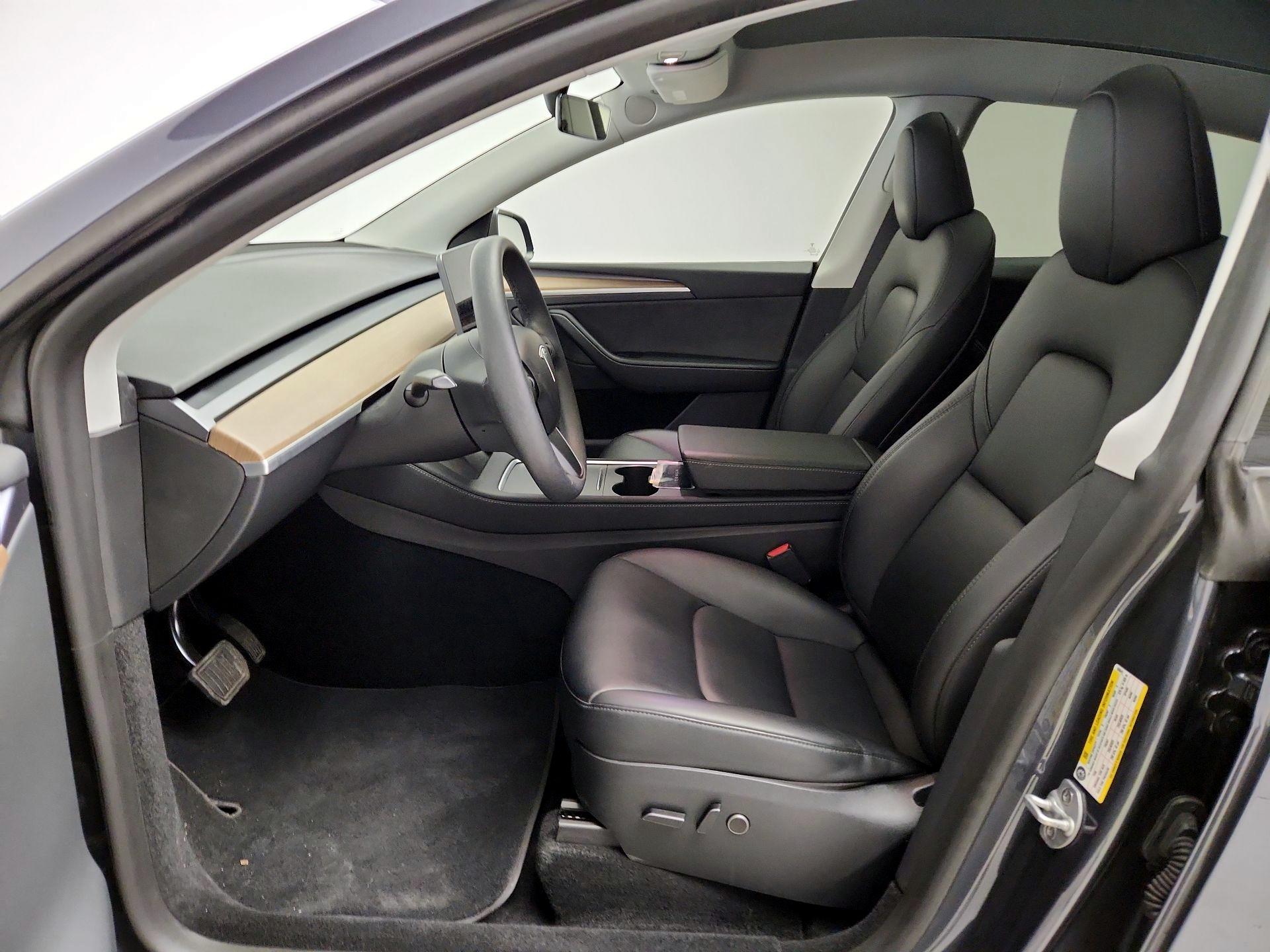 Thumbnail: 2023 Tesla Model Y - 11