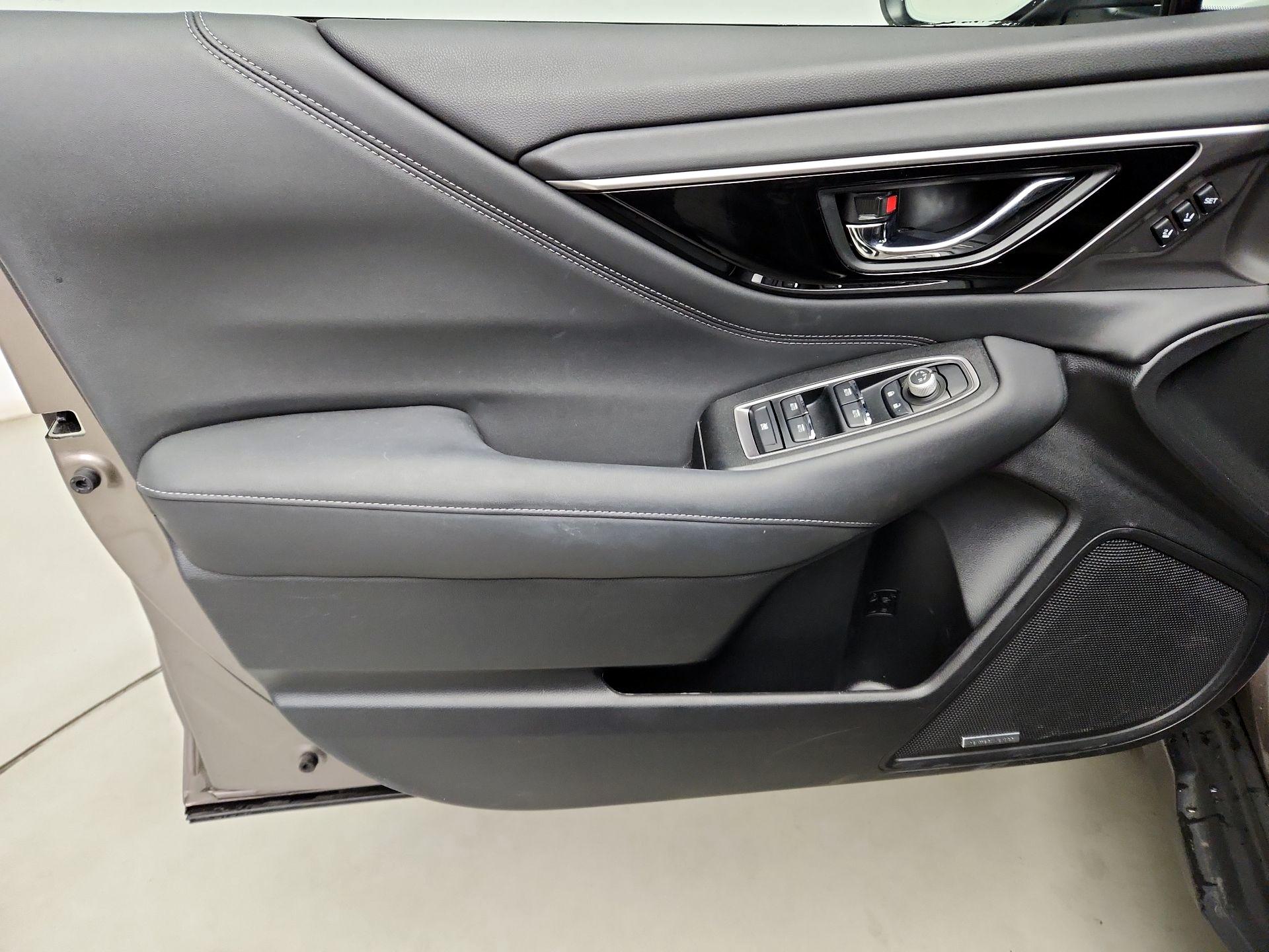 Thumbnail: 2022 Subaru Outback - 12