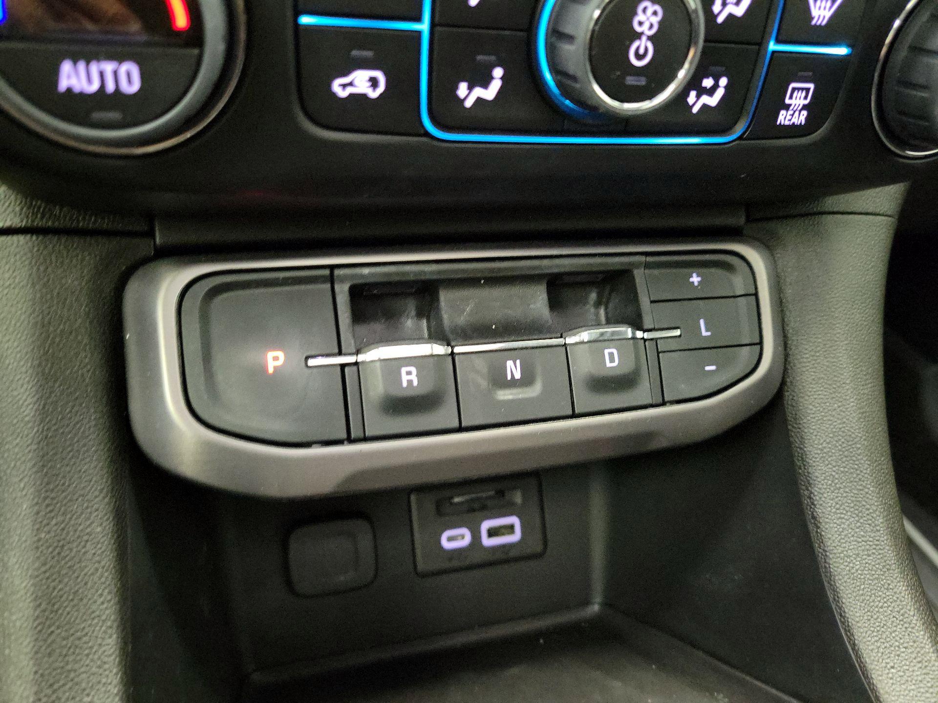 Thumbnail: 2023 GMC Acadia - 18