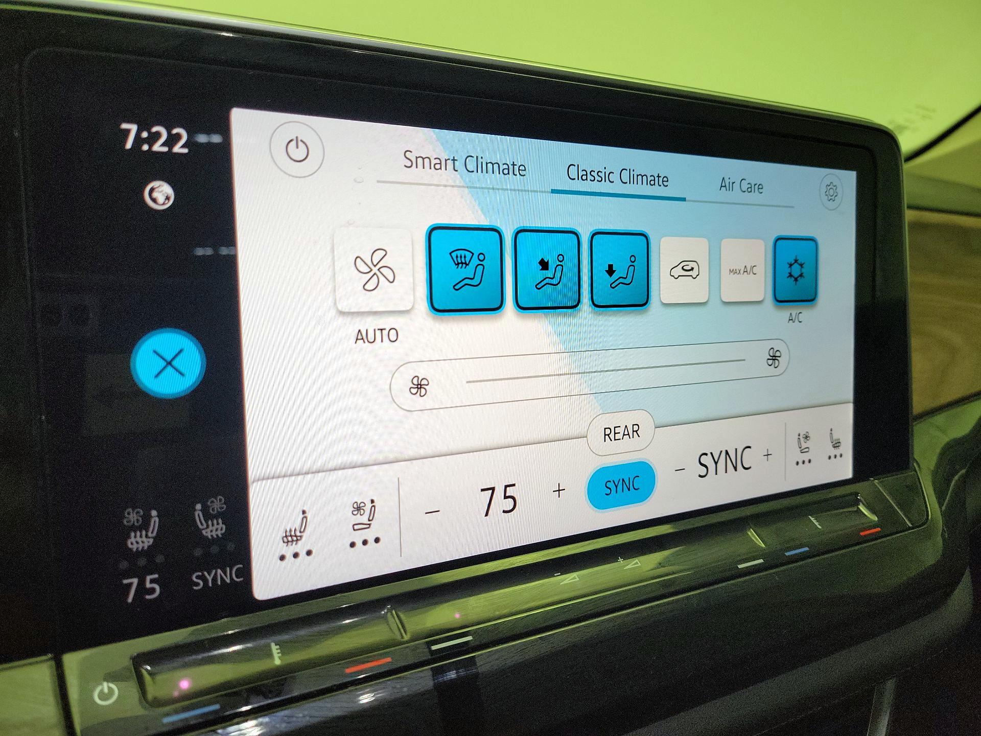 Thumbnail: 2025 Volkswagen Atlas - 16