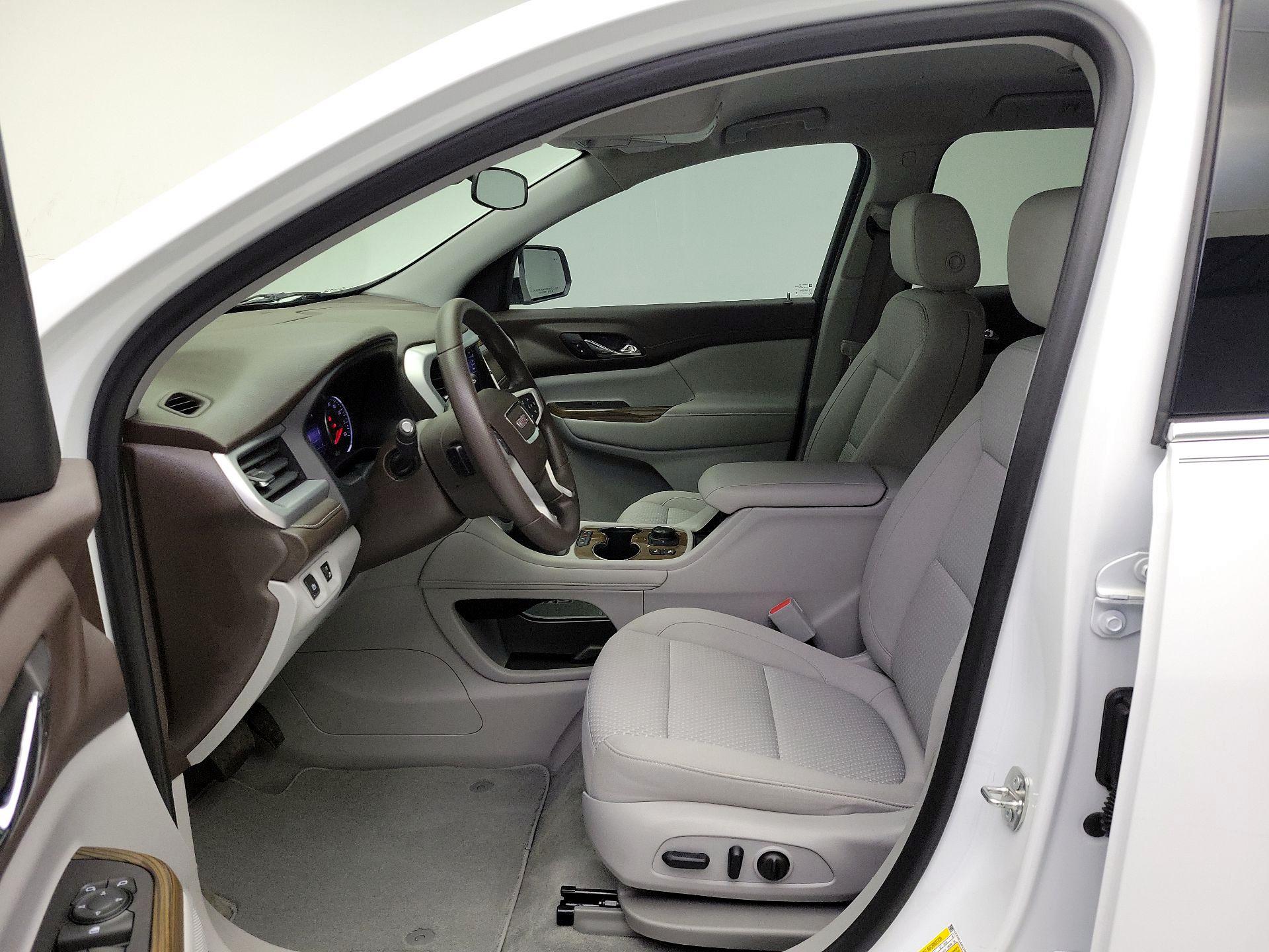 Thumbnail: 2023 GMC Acadia - 11