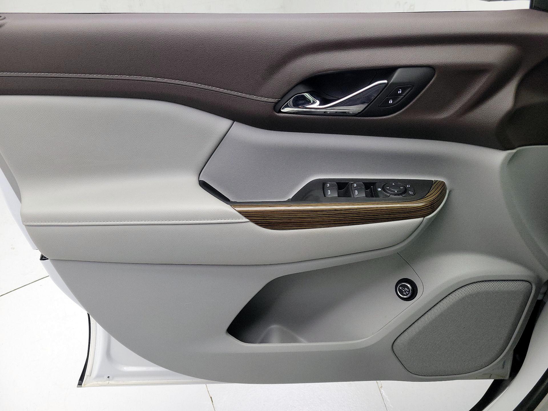 Thumbnail: 2023 GMC Acadia - 12