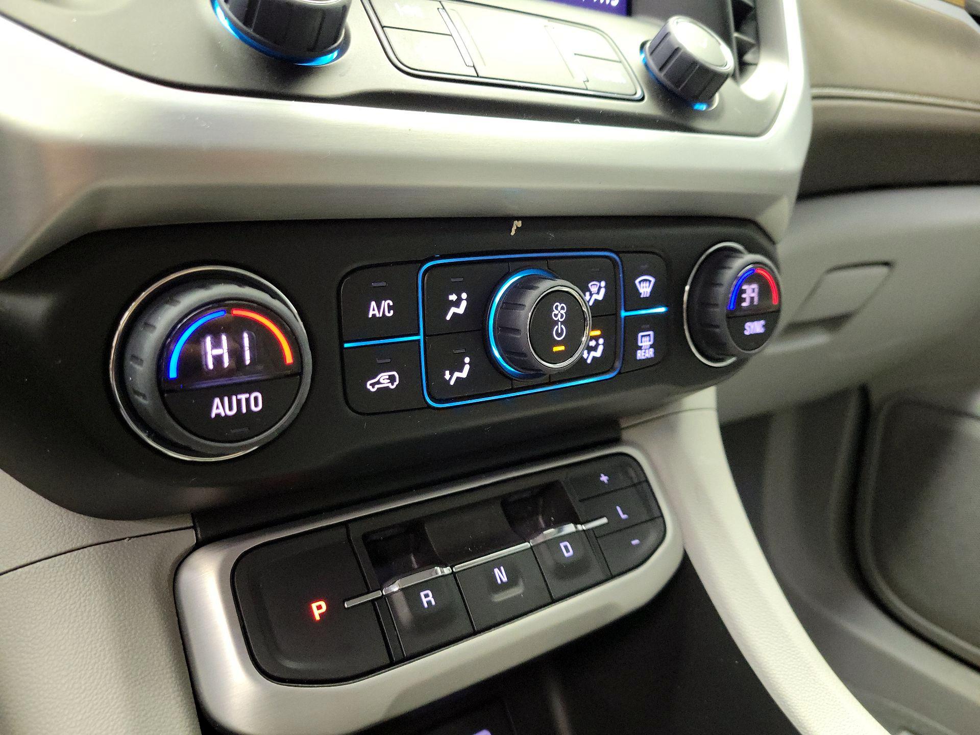 Thumbnail: 2023 GMC Acadia - 15