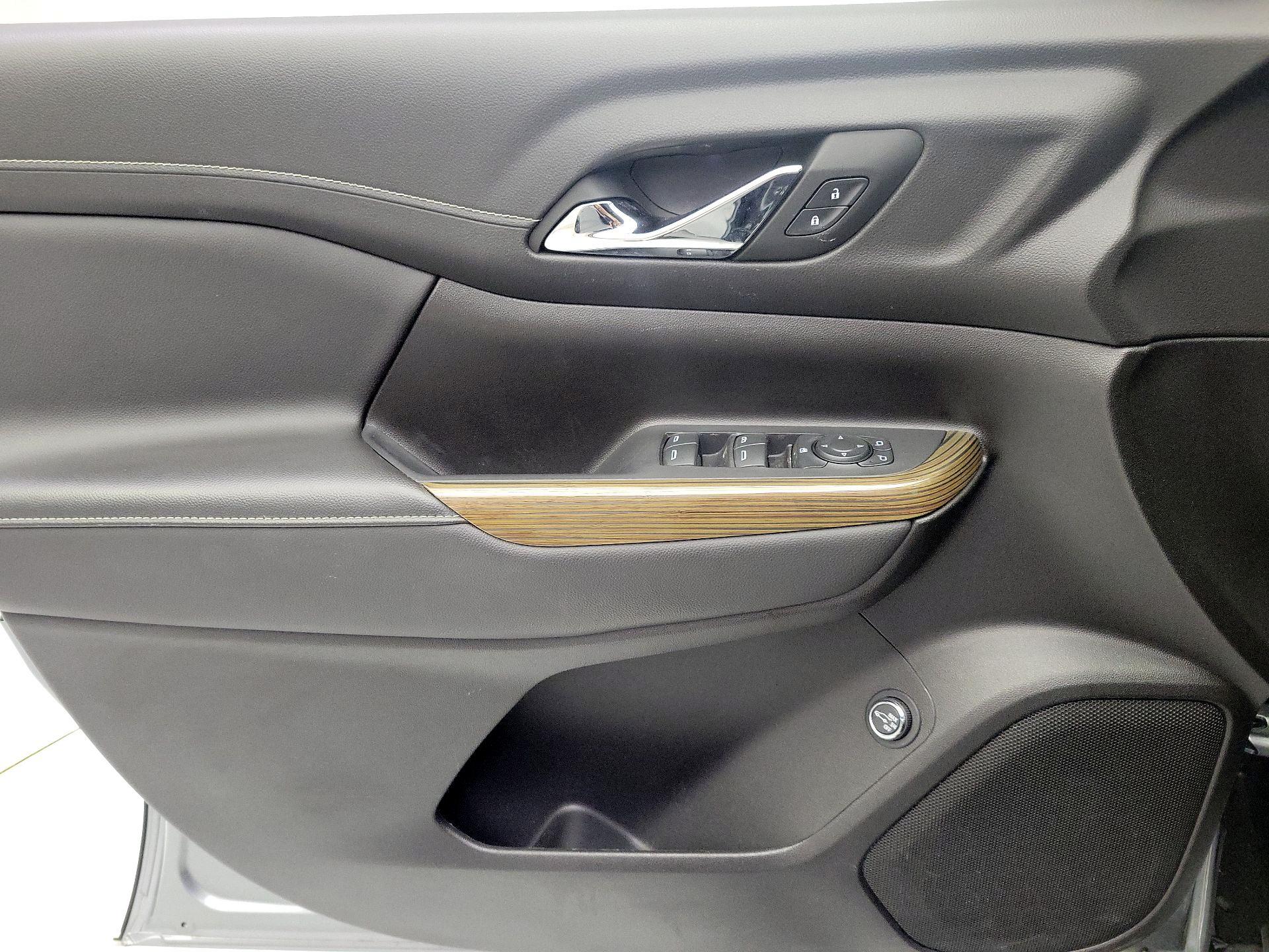 Thumbnail: 2023 GMC Acadia - 12