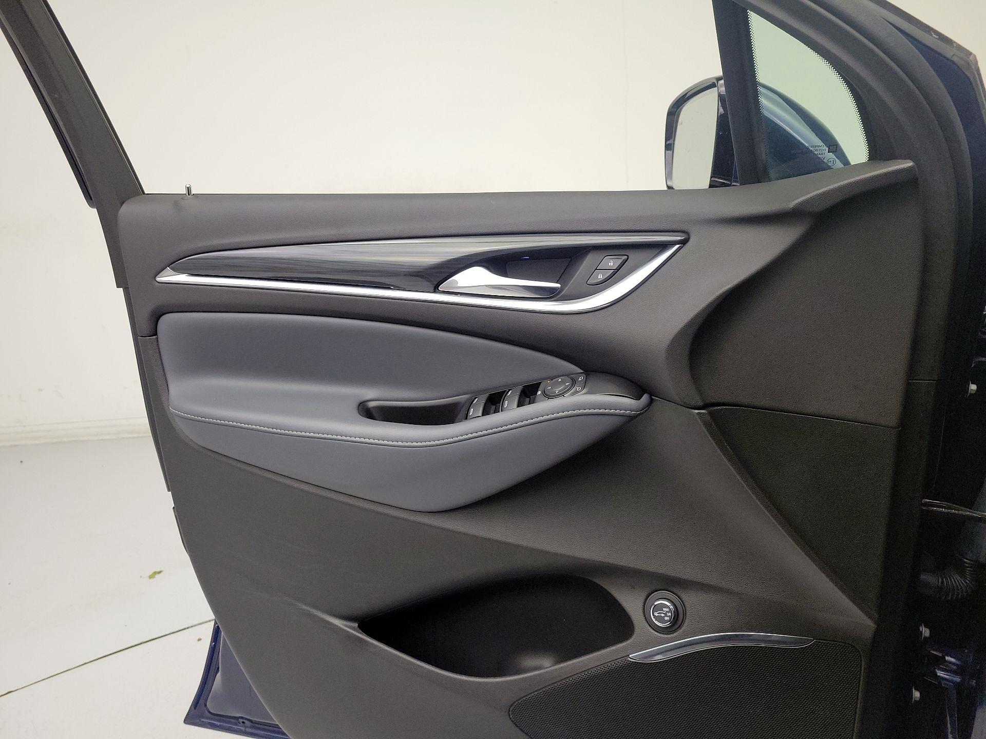 Thumbnail: 2023 Buick Enclave - 12