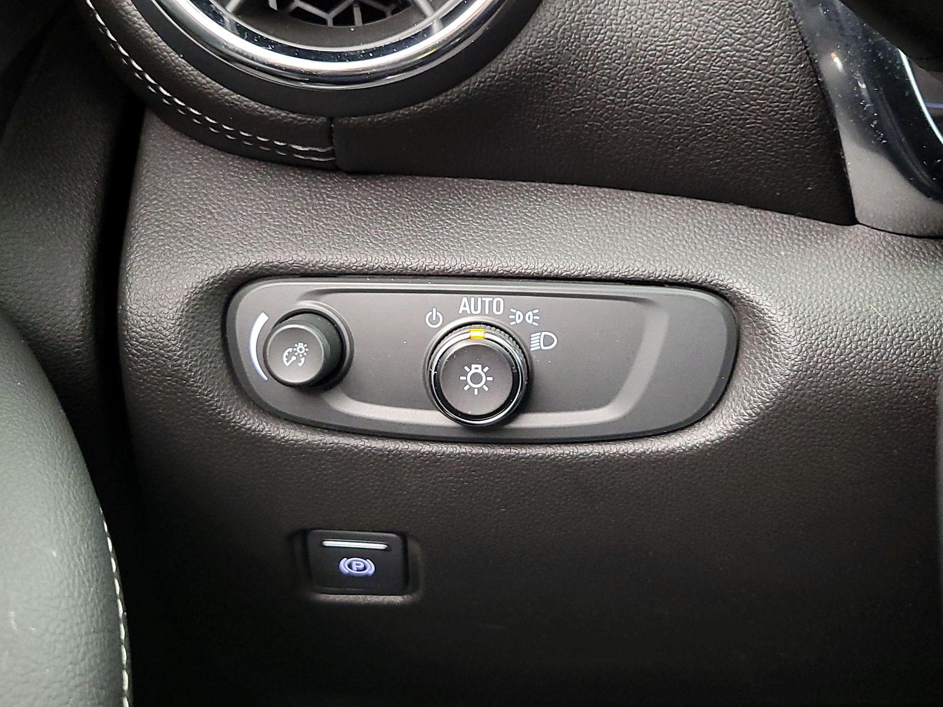 Thumbnail: 2023 Chevrolet Blazer - 13