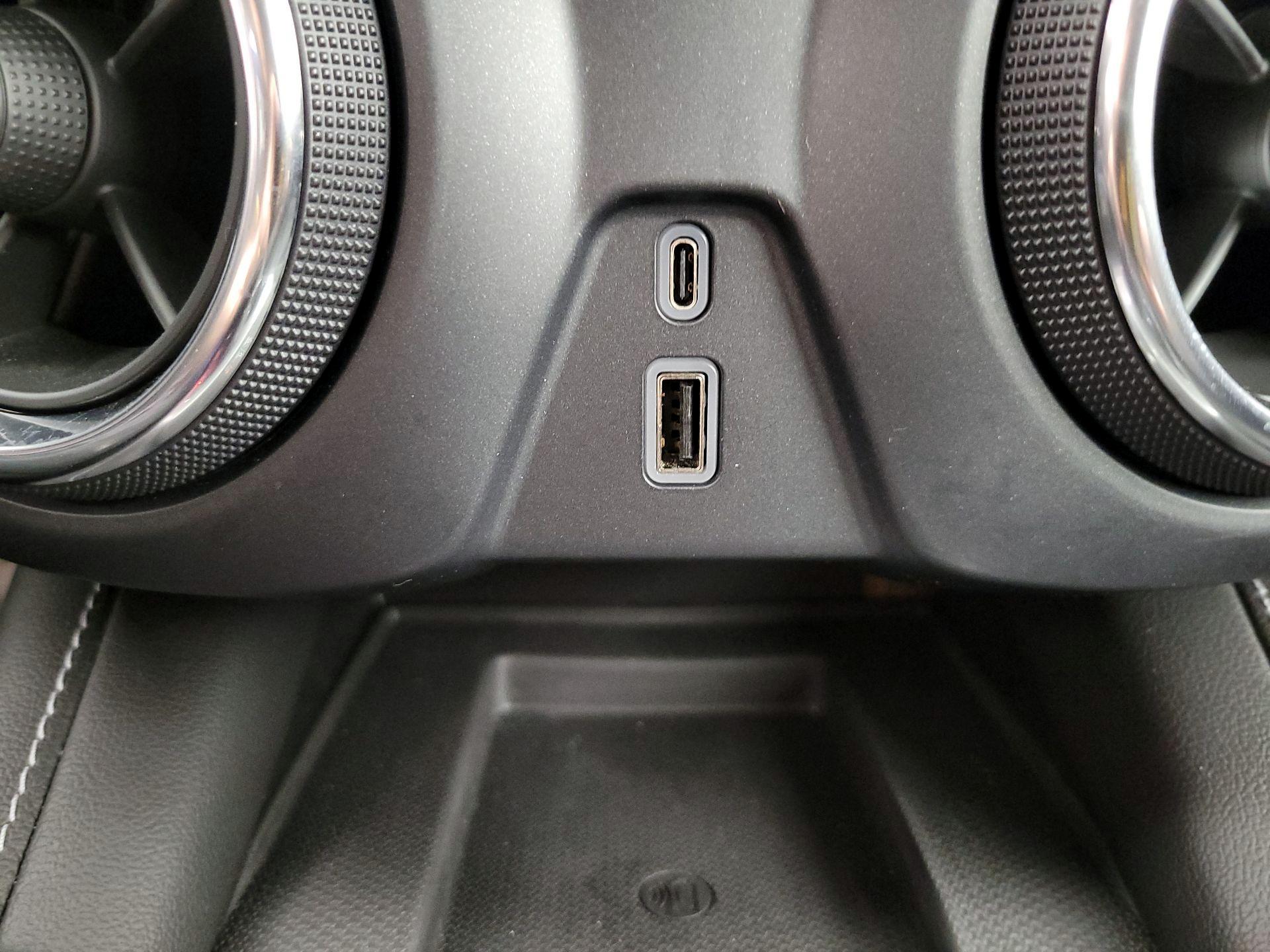 Thumbnail: 2023 Chevrolet Blazer - 19