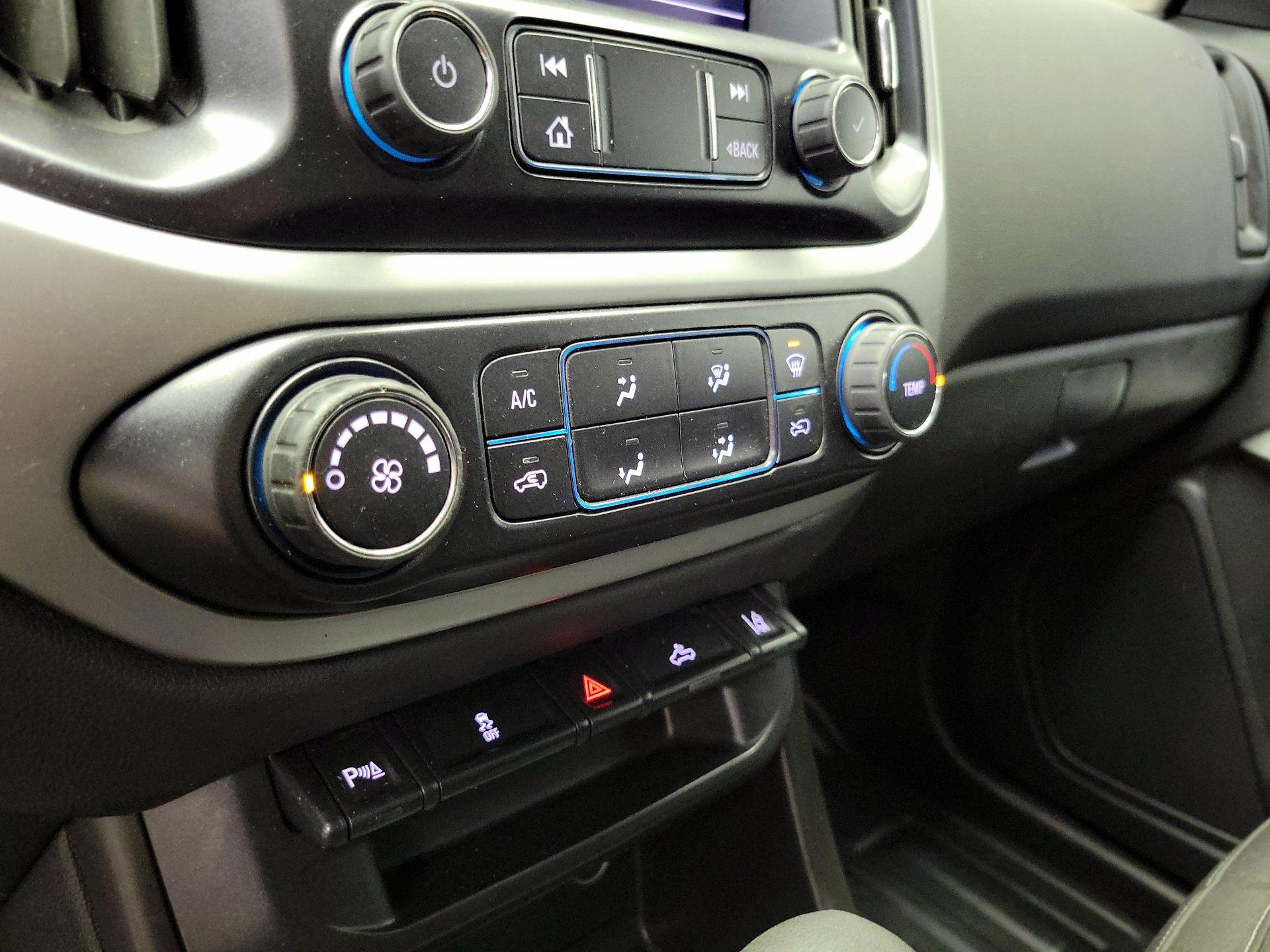 Thumbnail: 2022 Chevrolet Colorado - 16