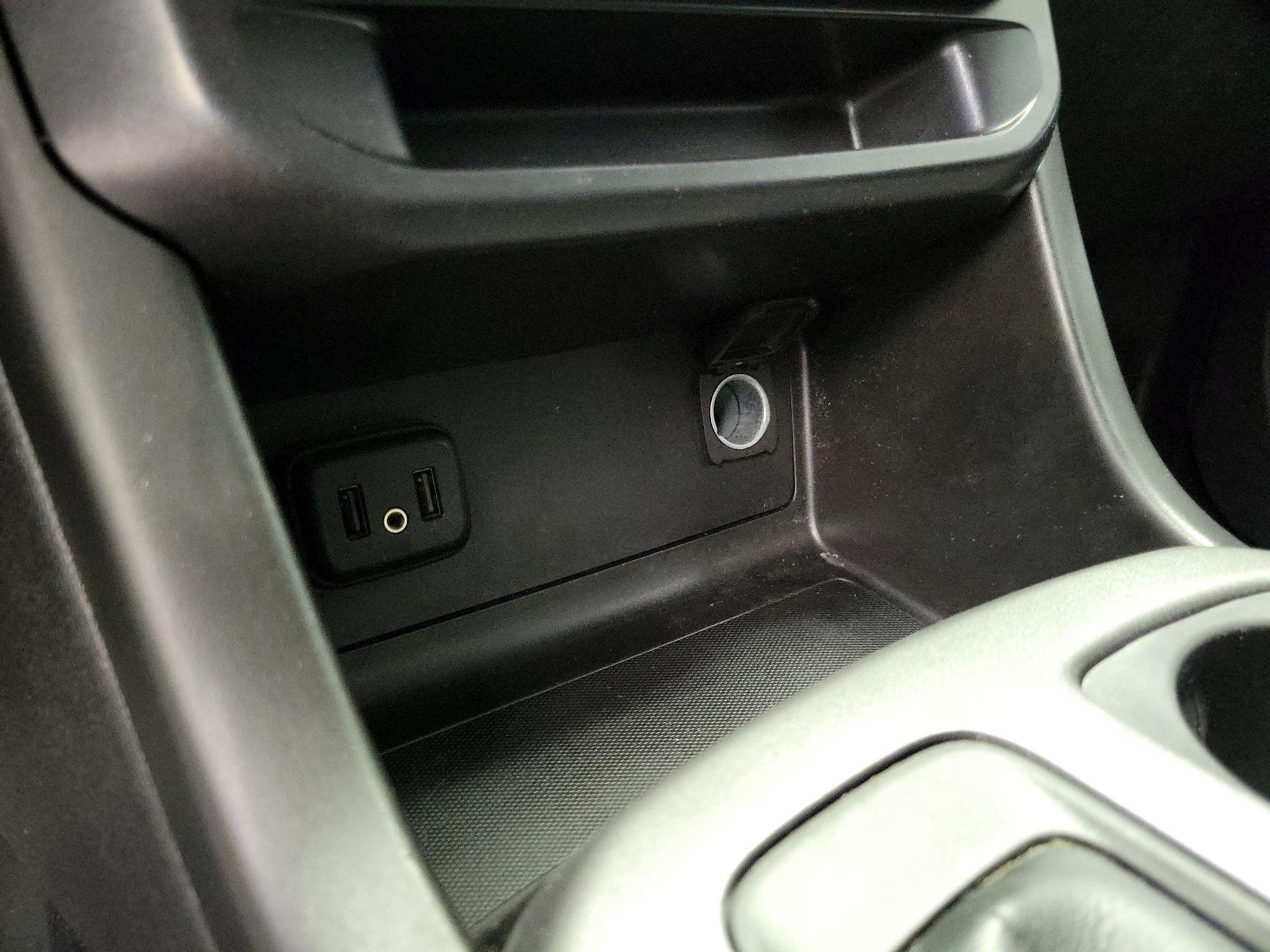 Thumbnail: 2022 Chevrolet Colorado - 18