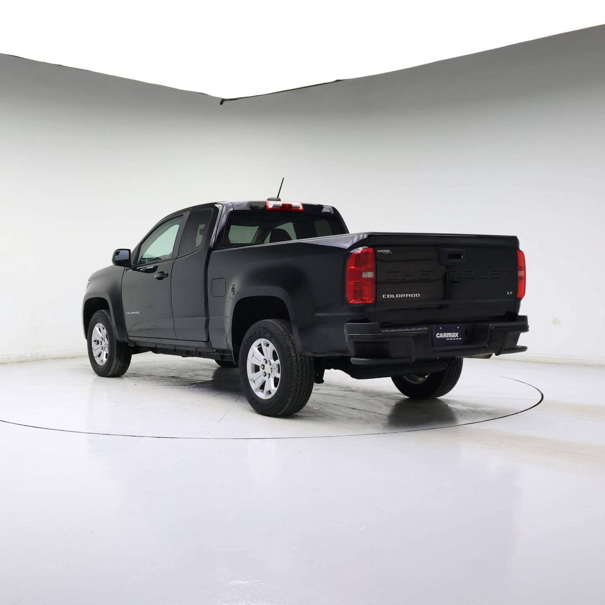 Thumbnail: 2022 Chevrolet Colorado - 2