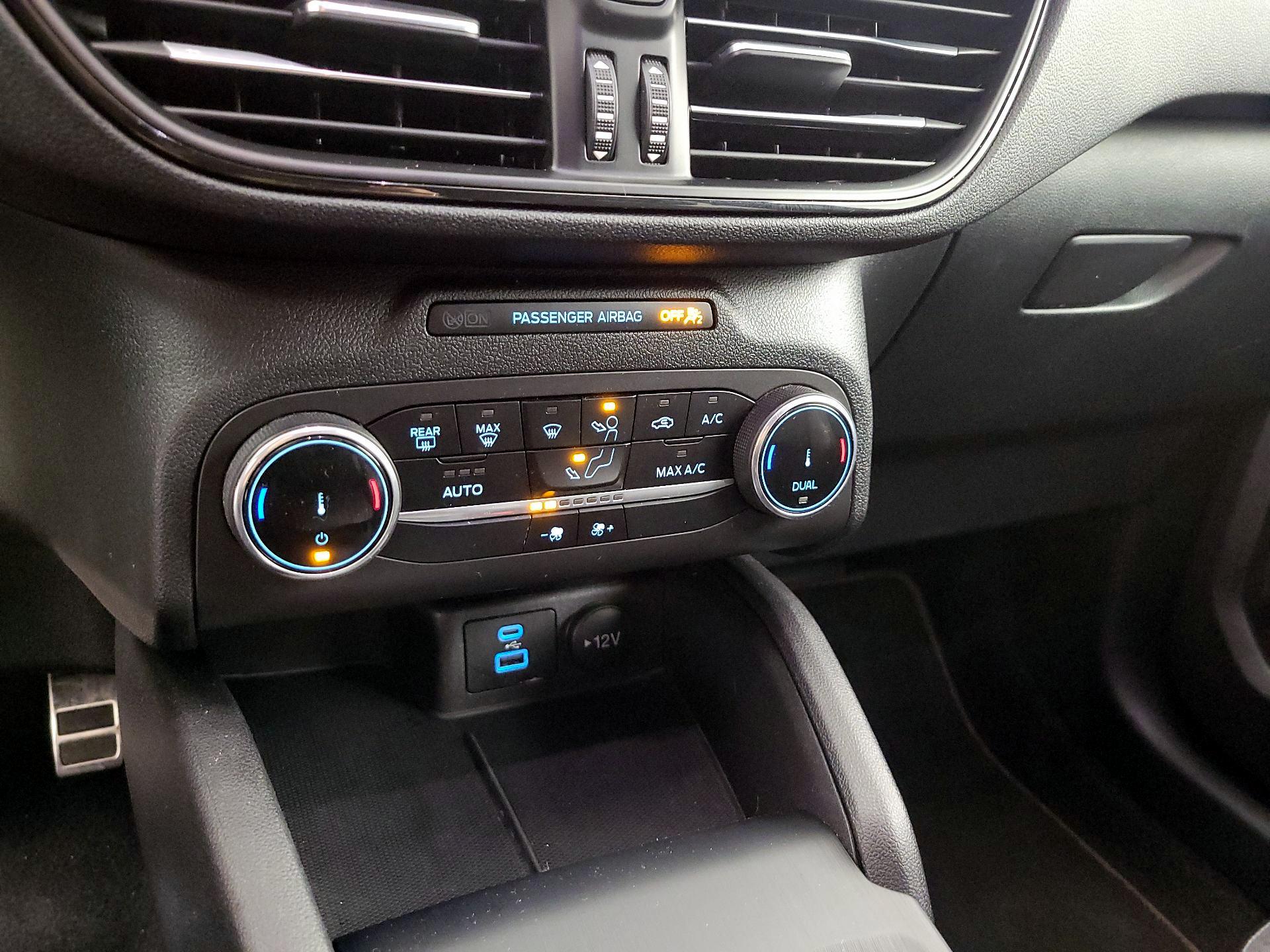 Thumbnail: 2023 Ford Escape - 16