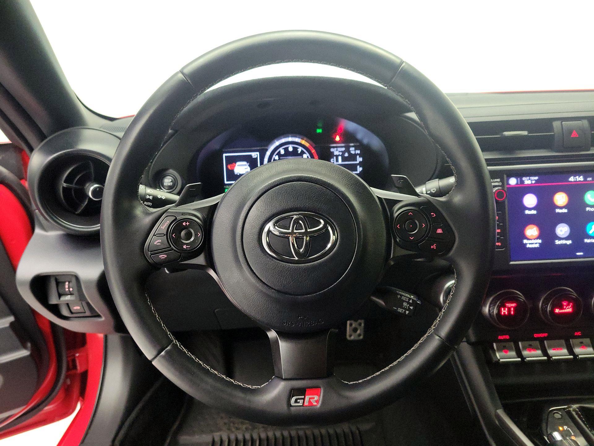 Thumbnail: 2024 Toyota GR86 - 10