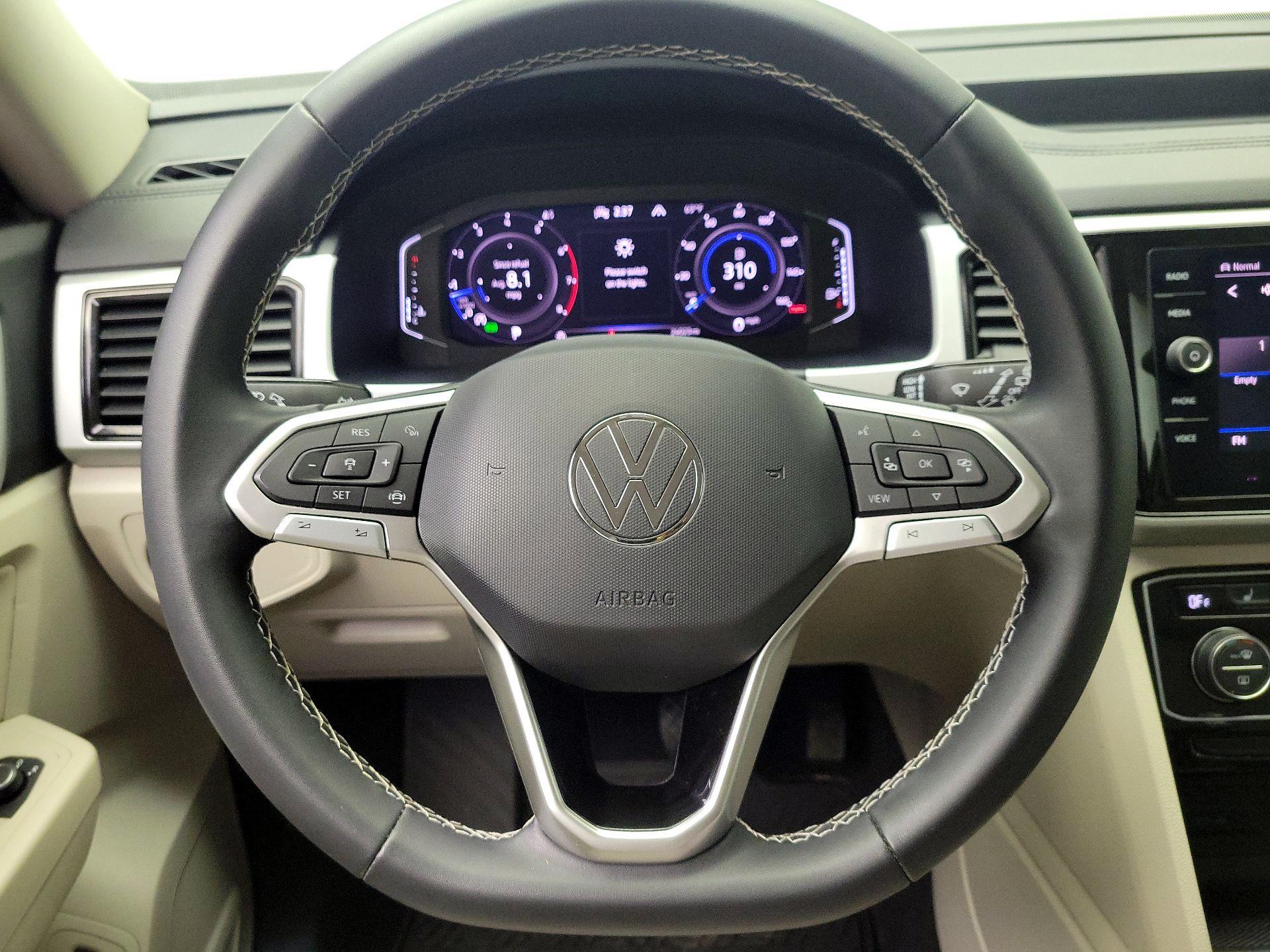 Thumbnail: 2023 Volkswagen Atlas - 10