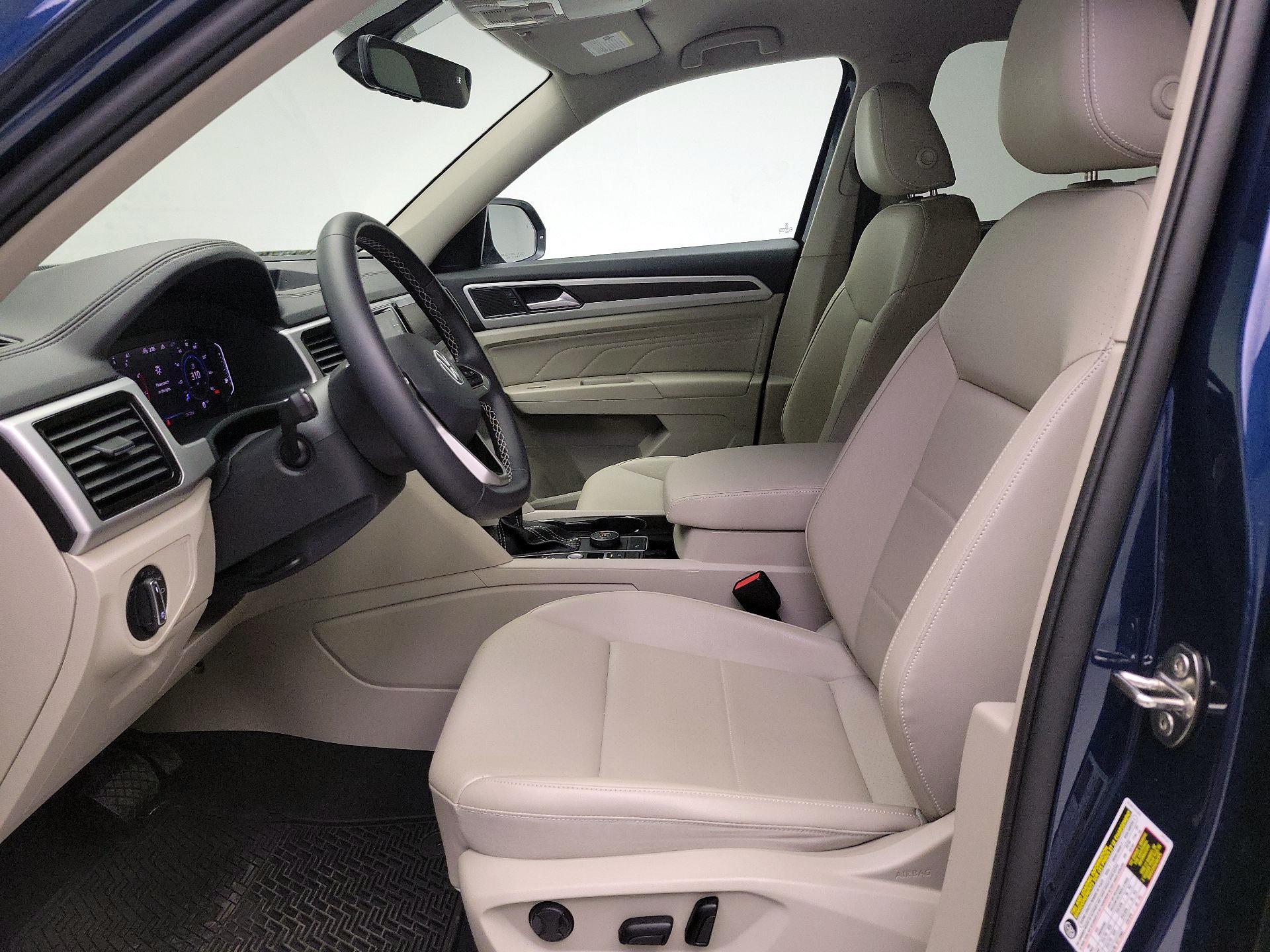 Thumbnail: 2023 Volkswagen Atlas - 11