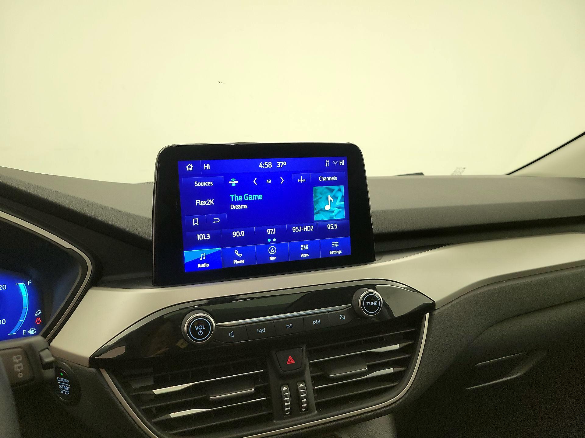 Thumbnail: 2022 Ford Escape - 16