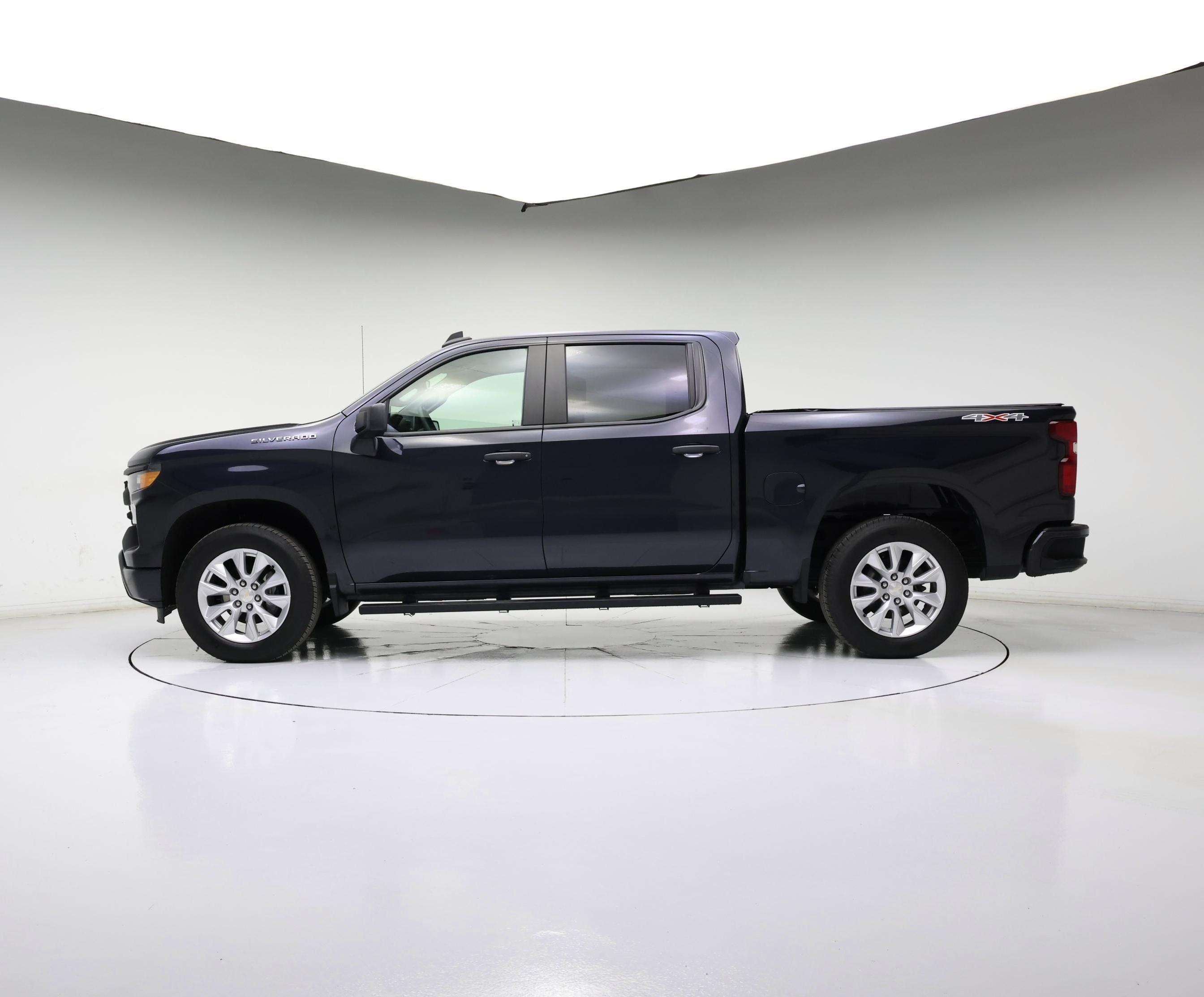 Thumbnail: 2022 Chevrolet Silverado 1500 - 3