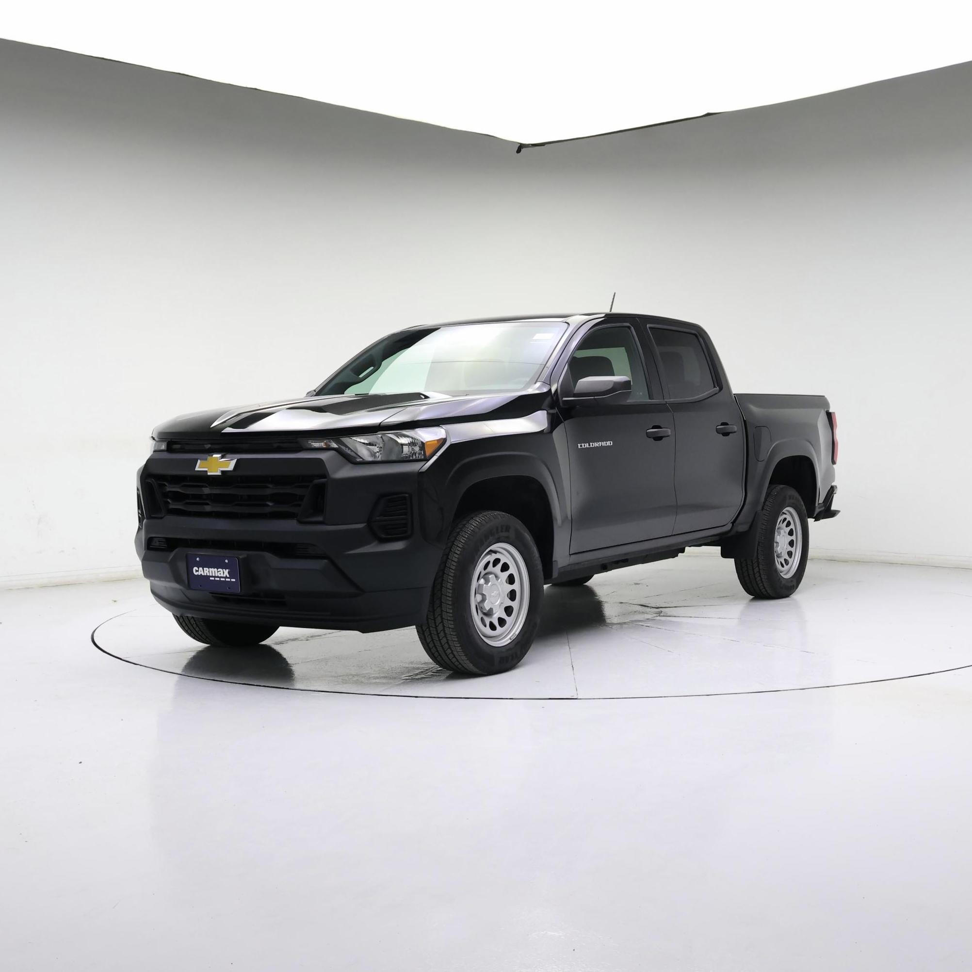 Thumbnail: 2023 Chevrolet Colorado - 4