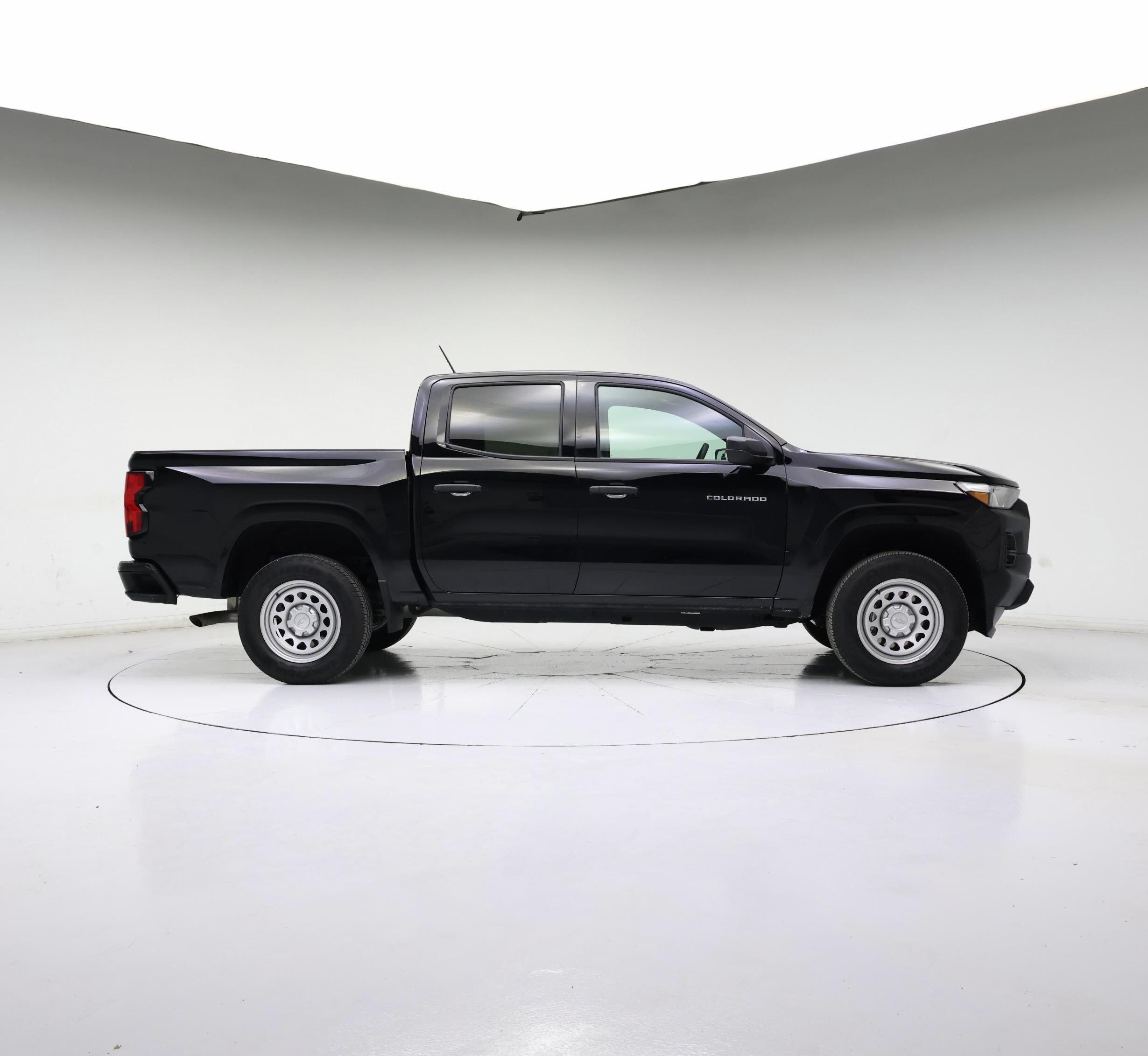 Thumbnail: 2023 Chevrolet Colorado - 7