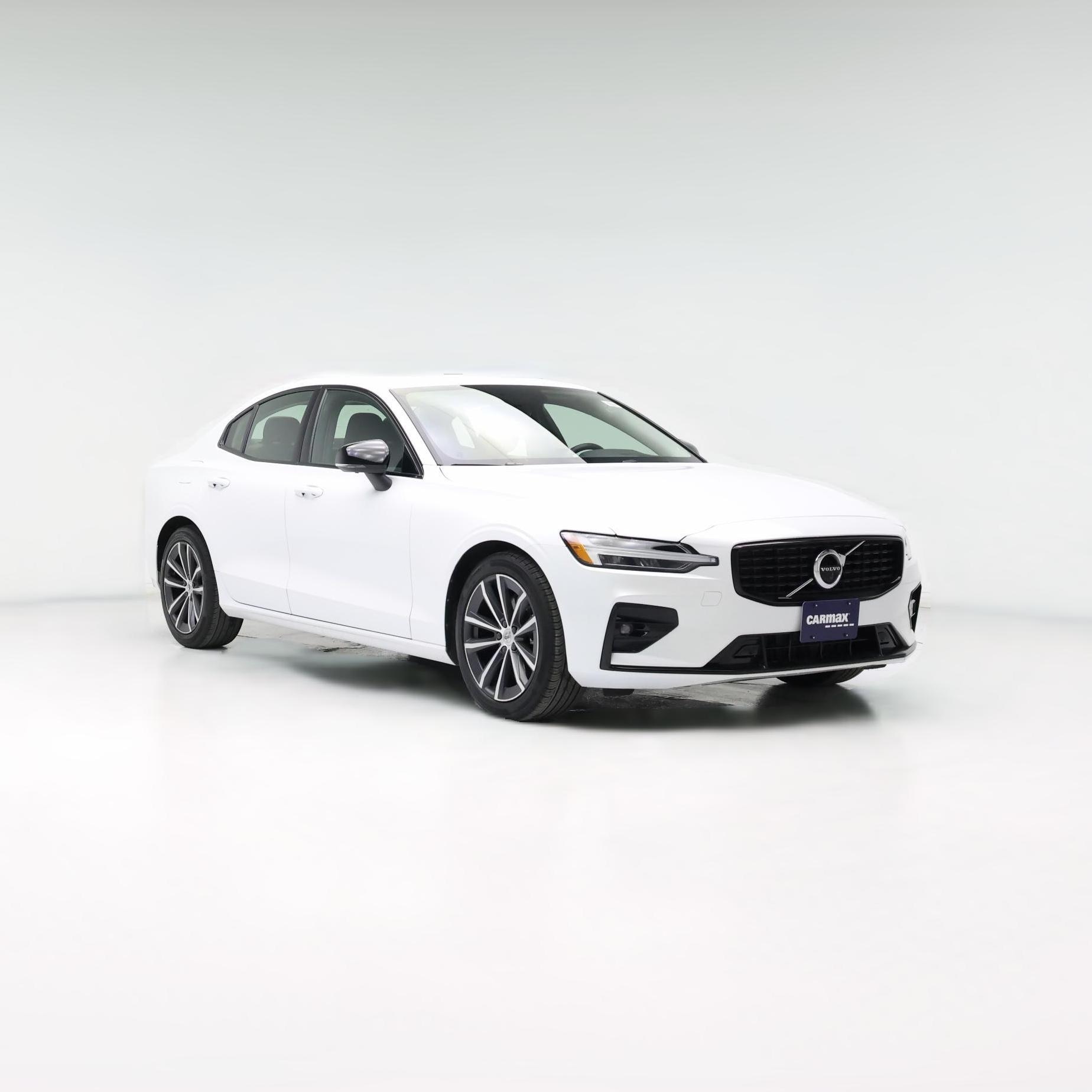 Thumbnail: 2022 Volvo S60 - 1
