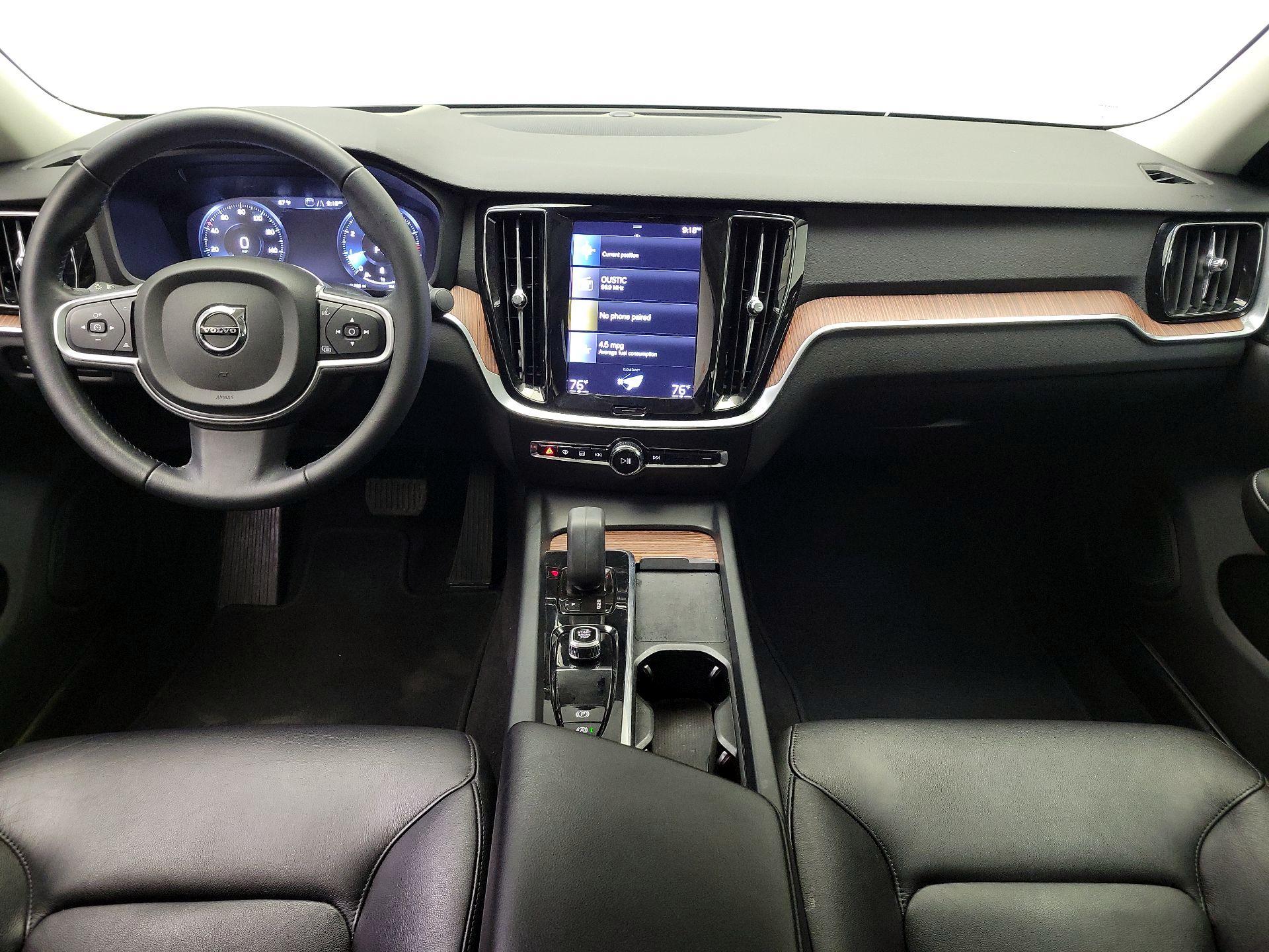 Thumbnail: 2022 Volvo S60 - 9