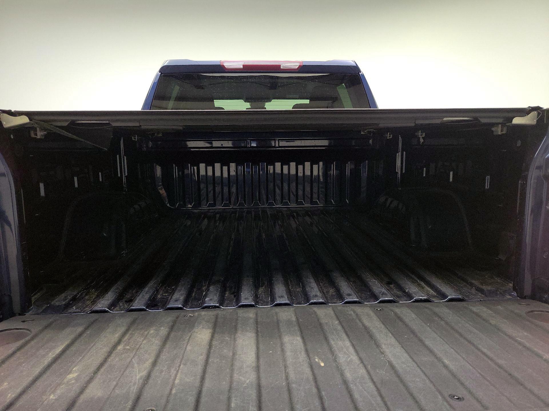 Thumbnail: 2023 Chevrolet Silverado 1500 - 20