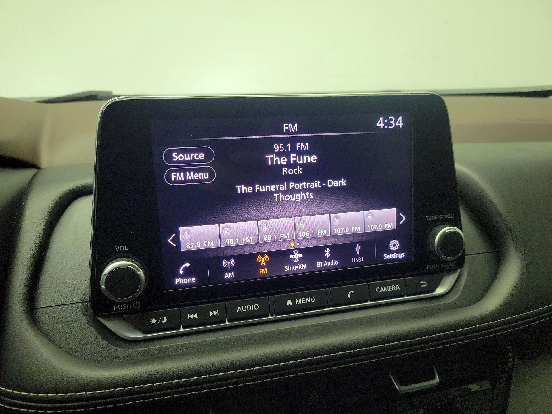 Thumbnail: 2022 Nissan Rogue - 15