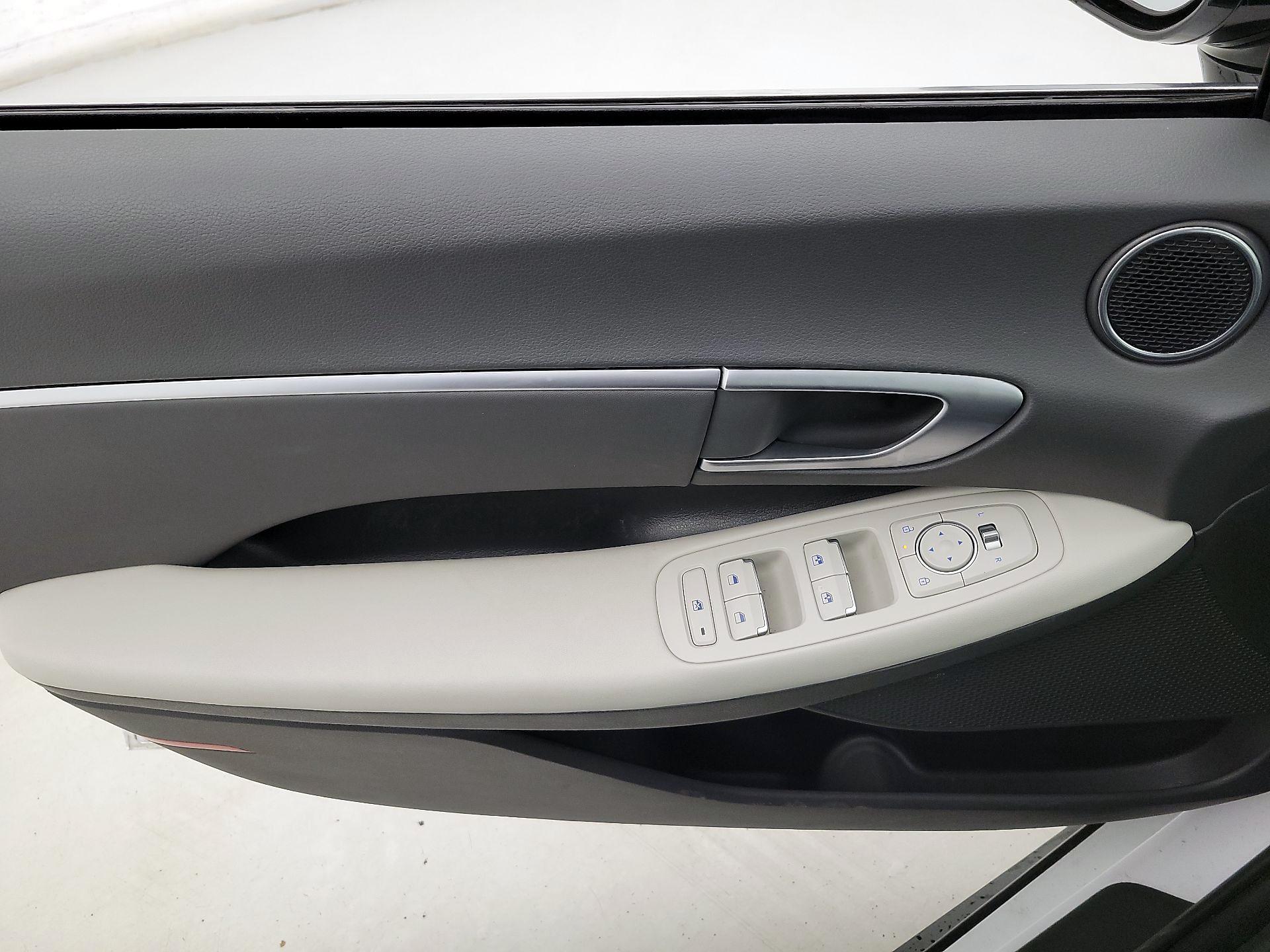 Thumbnail: 2025 Hyundai Sonata - 12