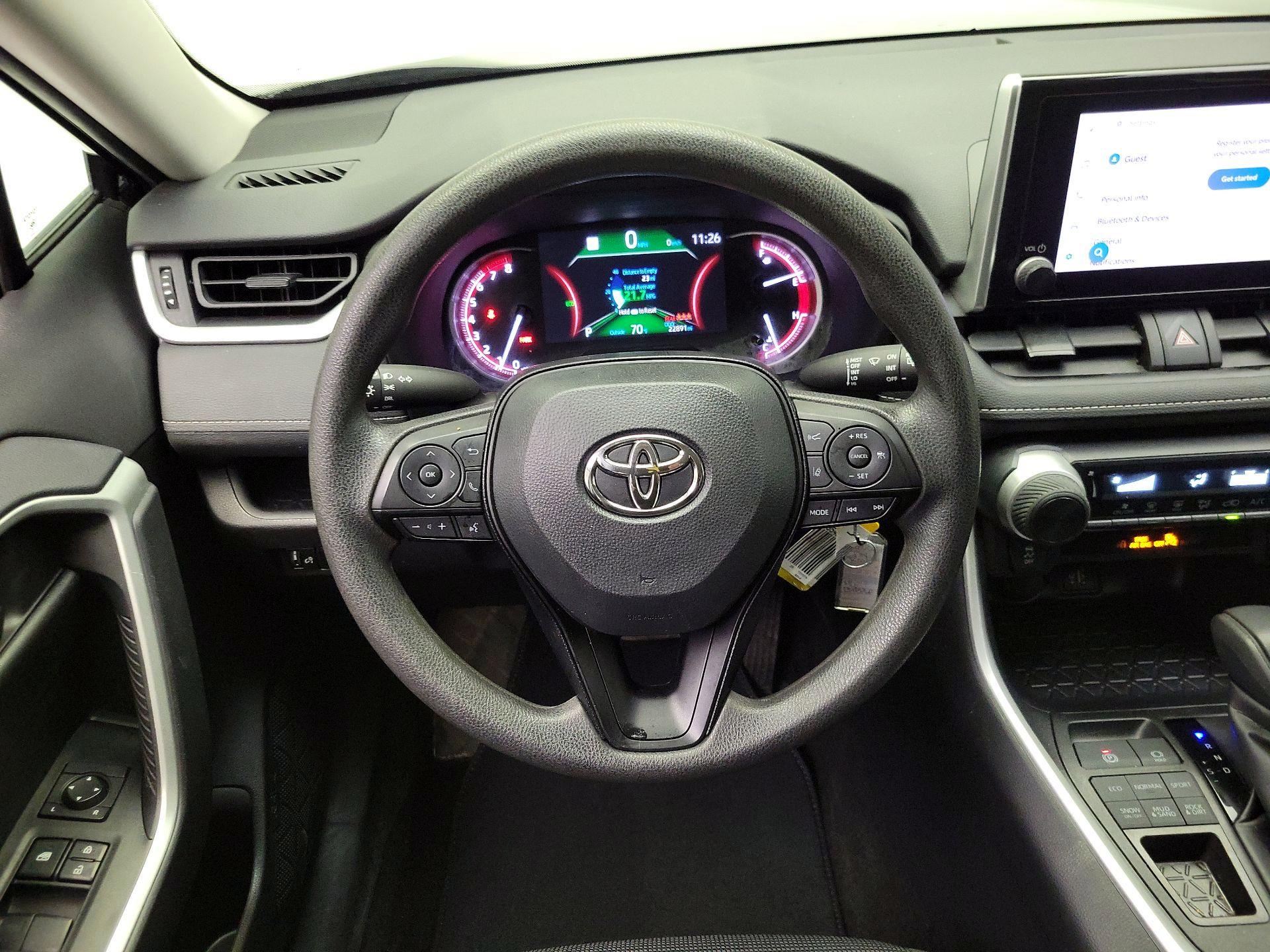 Thumbnail: 2025 Toyota RAV4 - 10