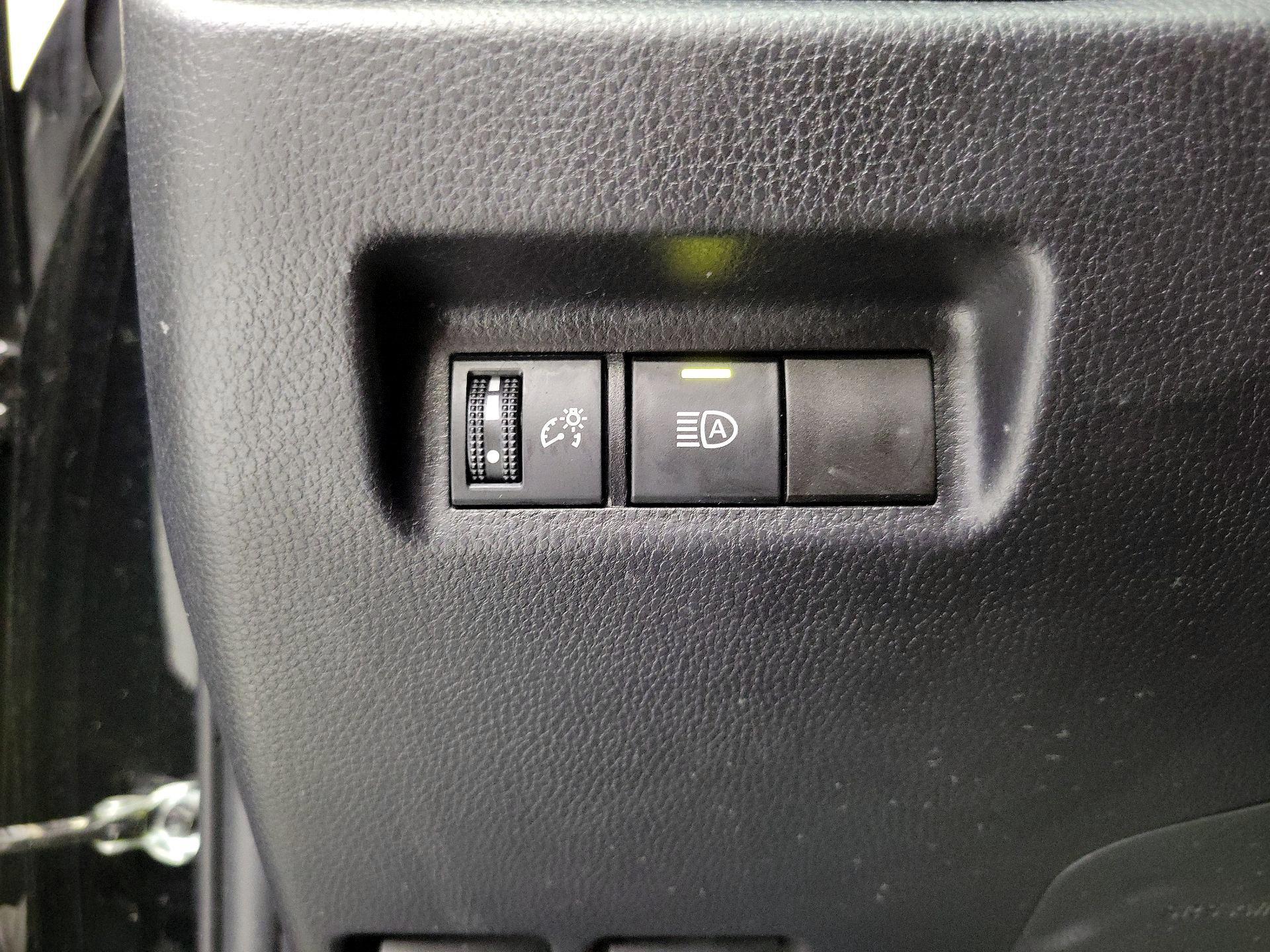 Thumbnail: 2025 Toyota RAV4 - 13